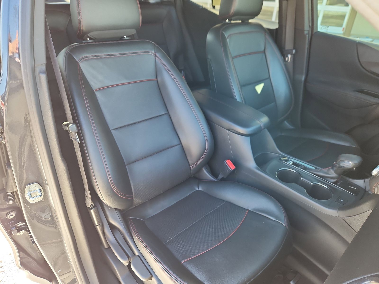 2022 Chevrolet Equinox RS - Photo 16