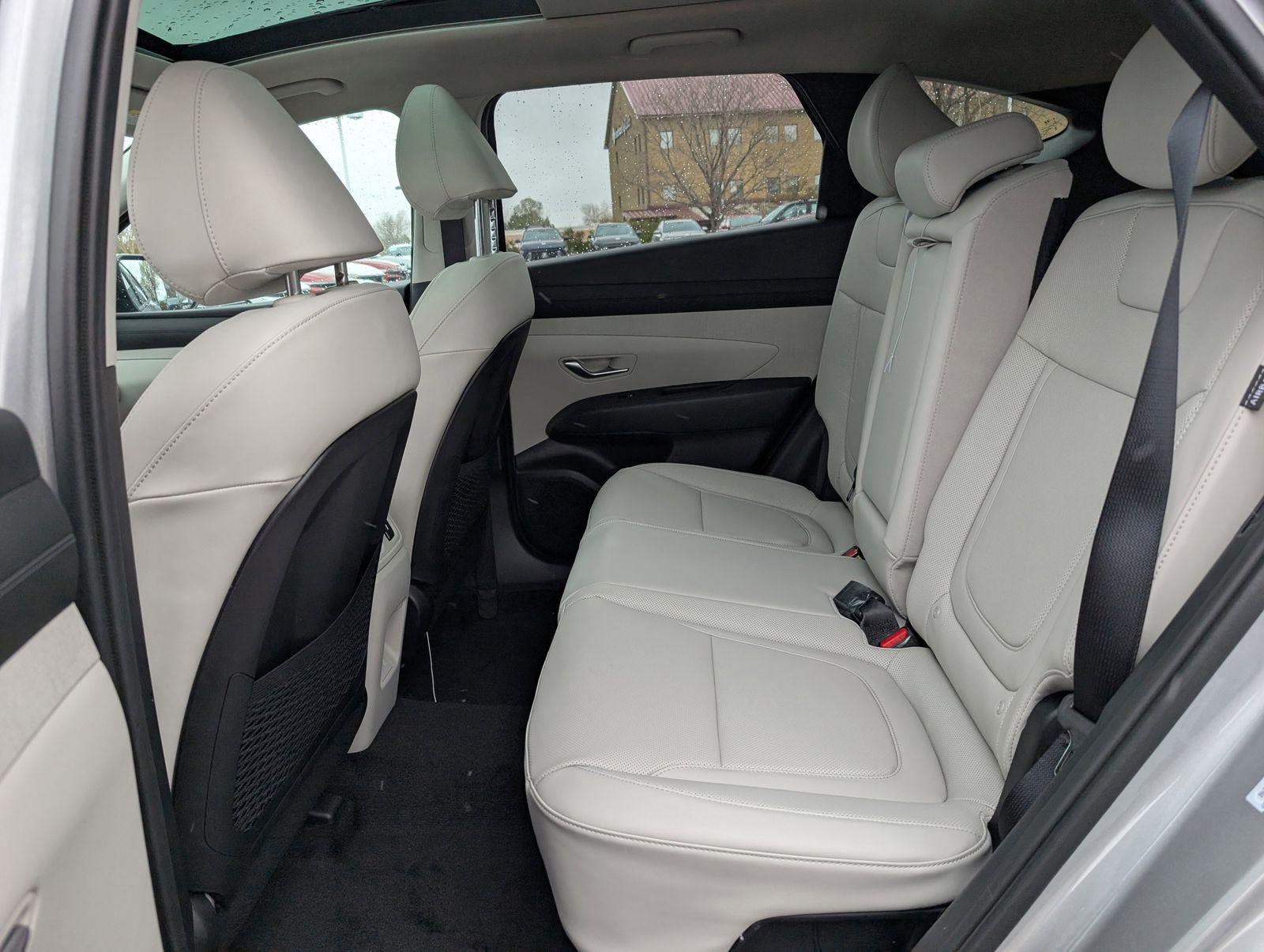 2025 Hyundai Tucson Hybrid SEL Convenience photo 4