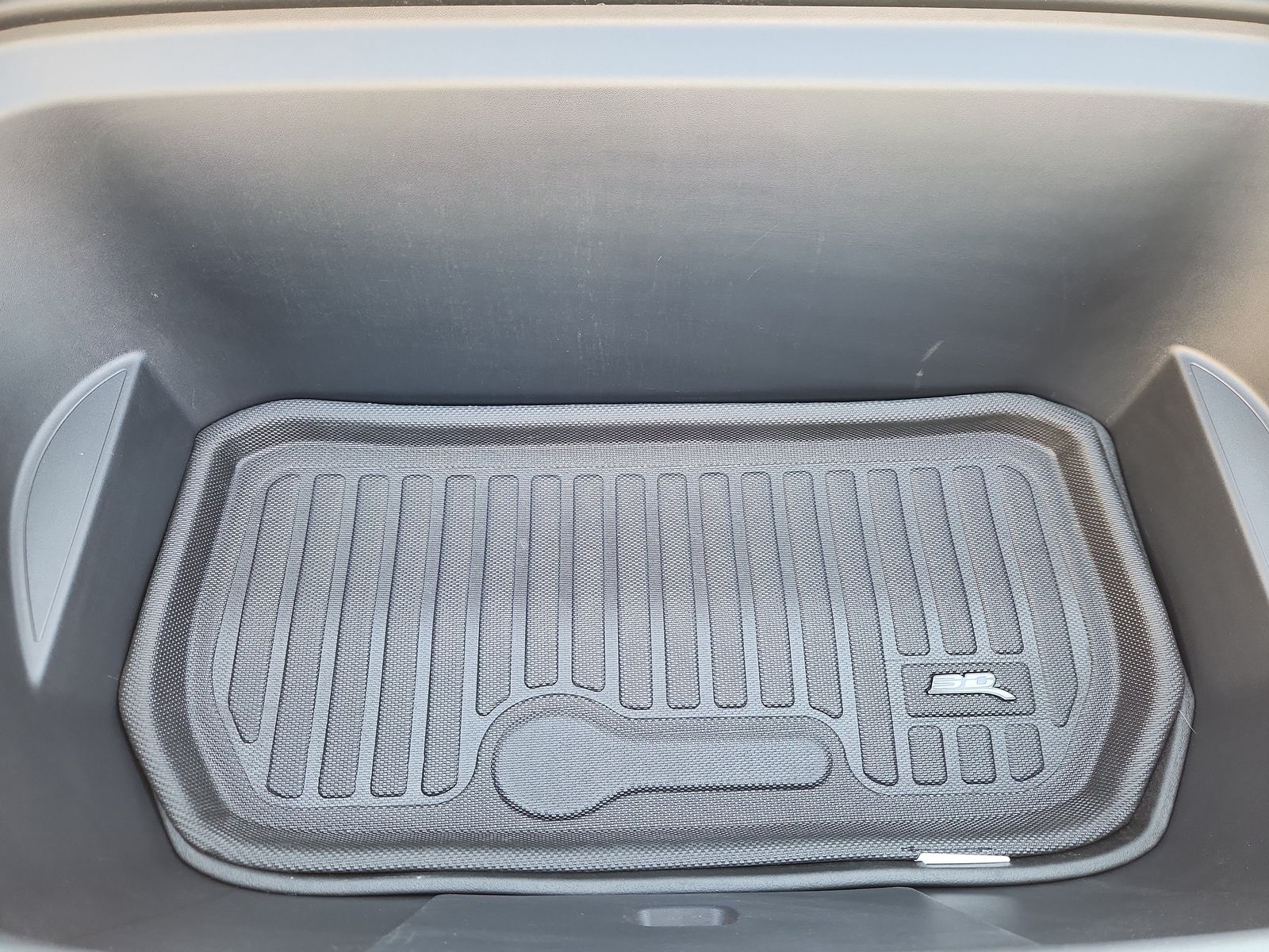 2023 Tesla Model Y Long Range - Photo 16