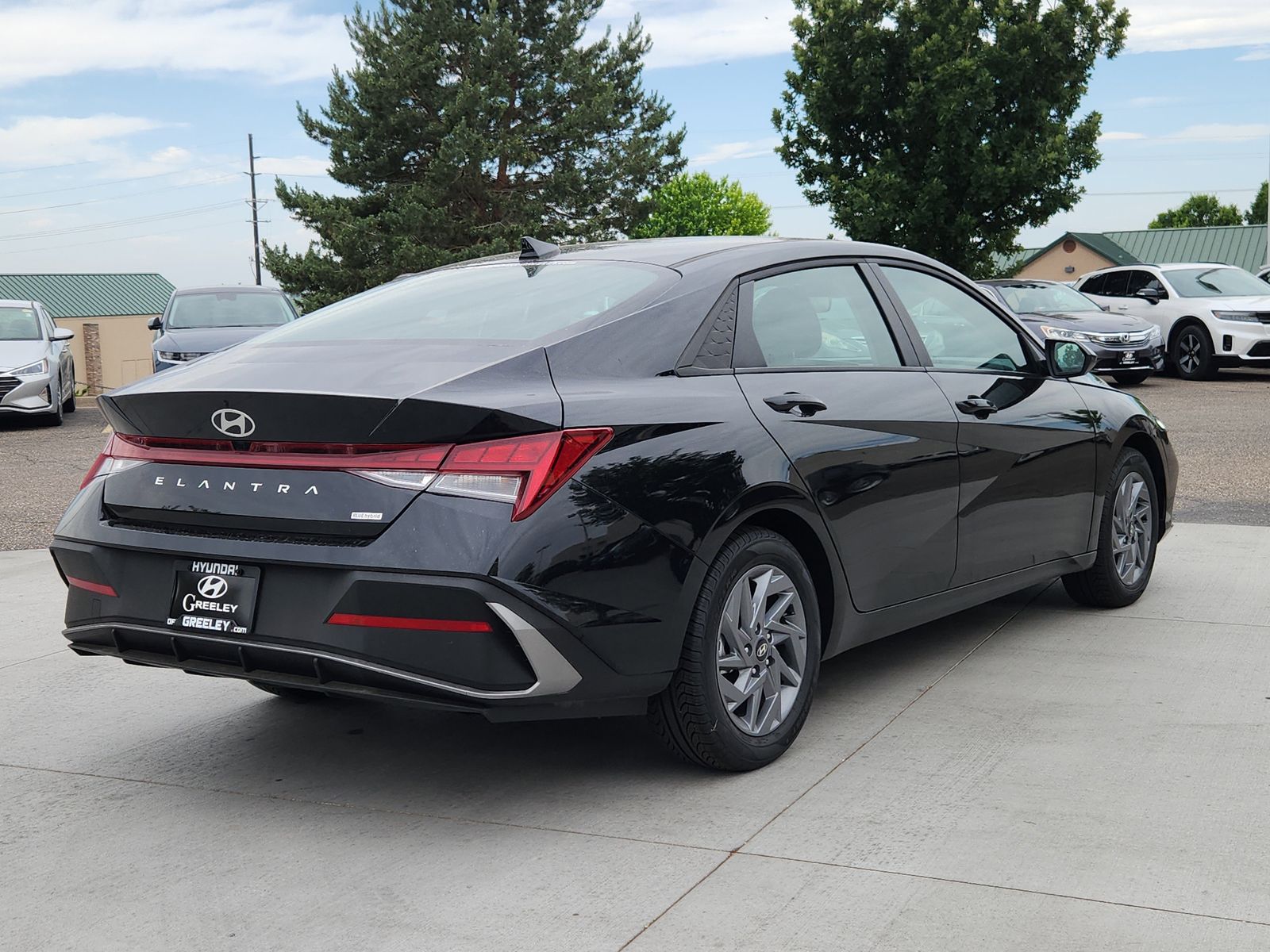 2025 Hyundai Elantra Blue - Photo 4