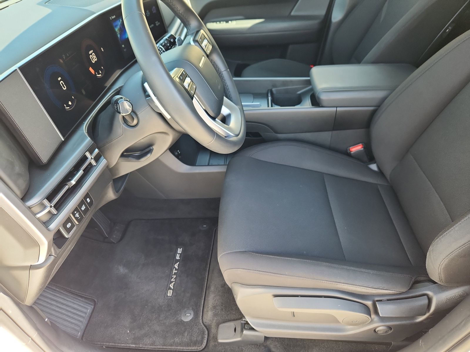2025 Hyundai Santa Fe SE - Photo 10