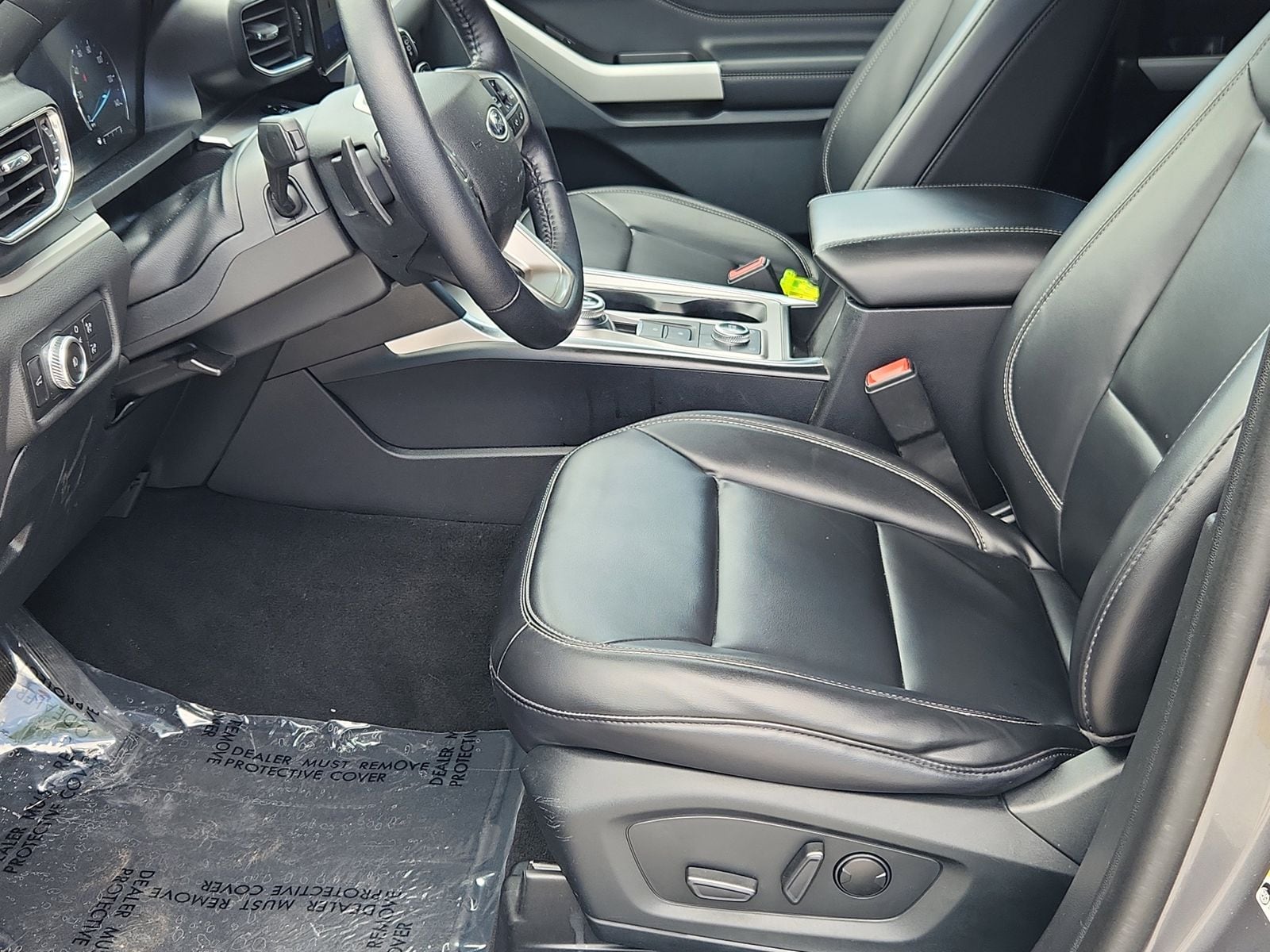 2021 Ford Explorer XLT - Photo 10