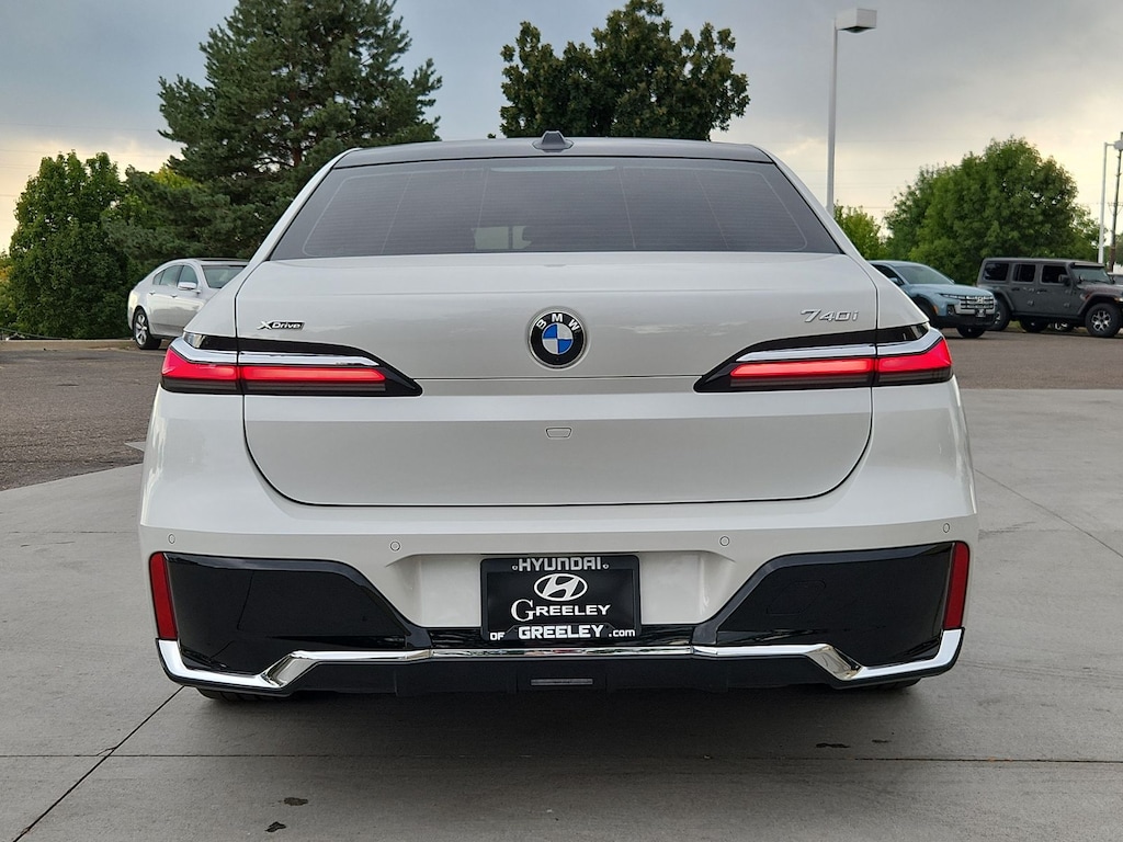 Used 2025 BMW 740i xDrive Sedan