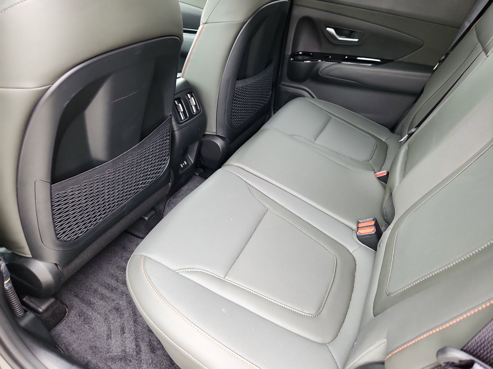 2025 Hyundai Santa Cruz Limited - Photo 11