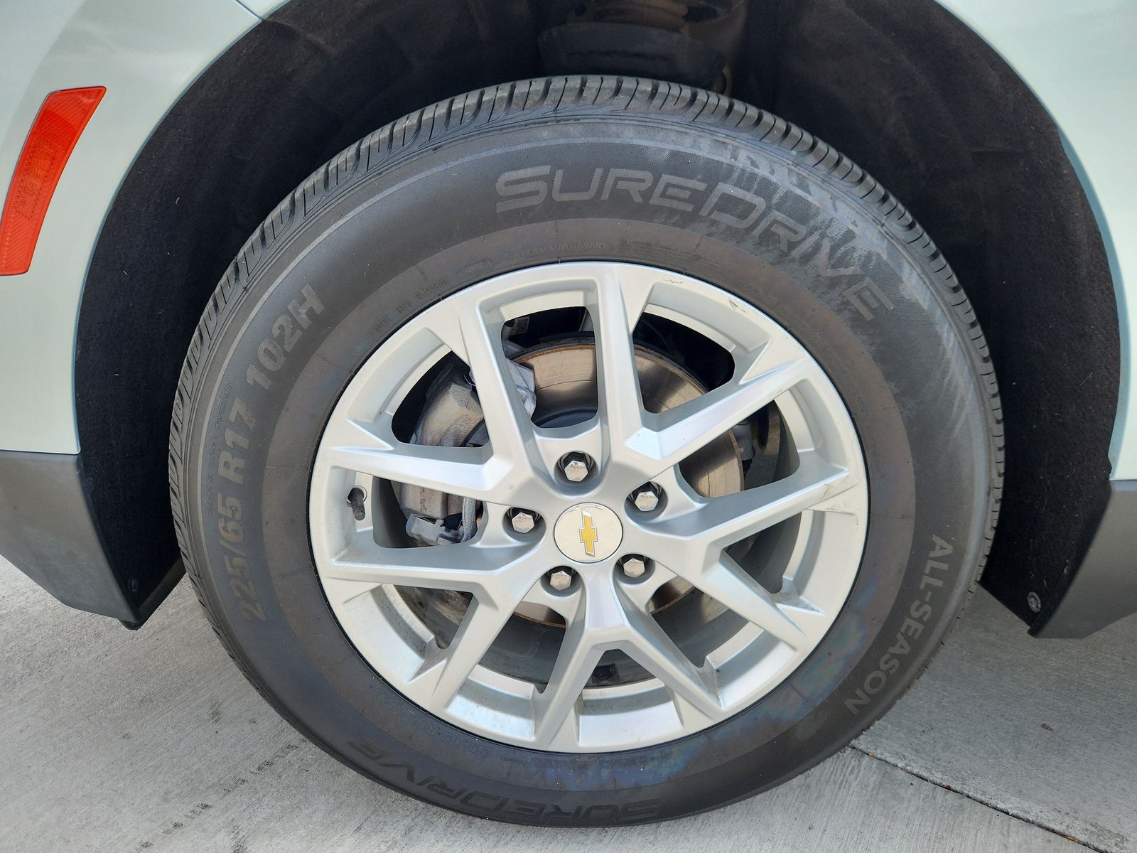 2022 Chevrolet Equinox LT - Photo 18