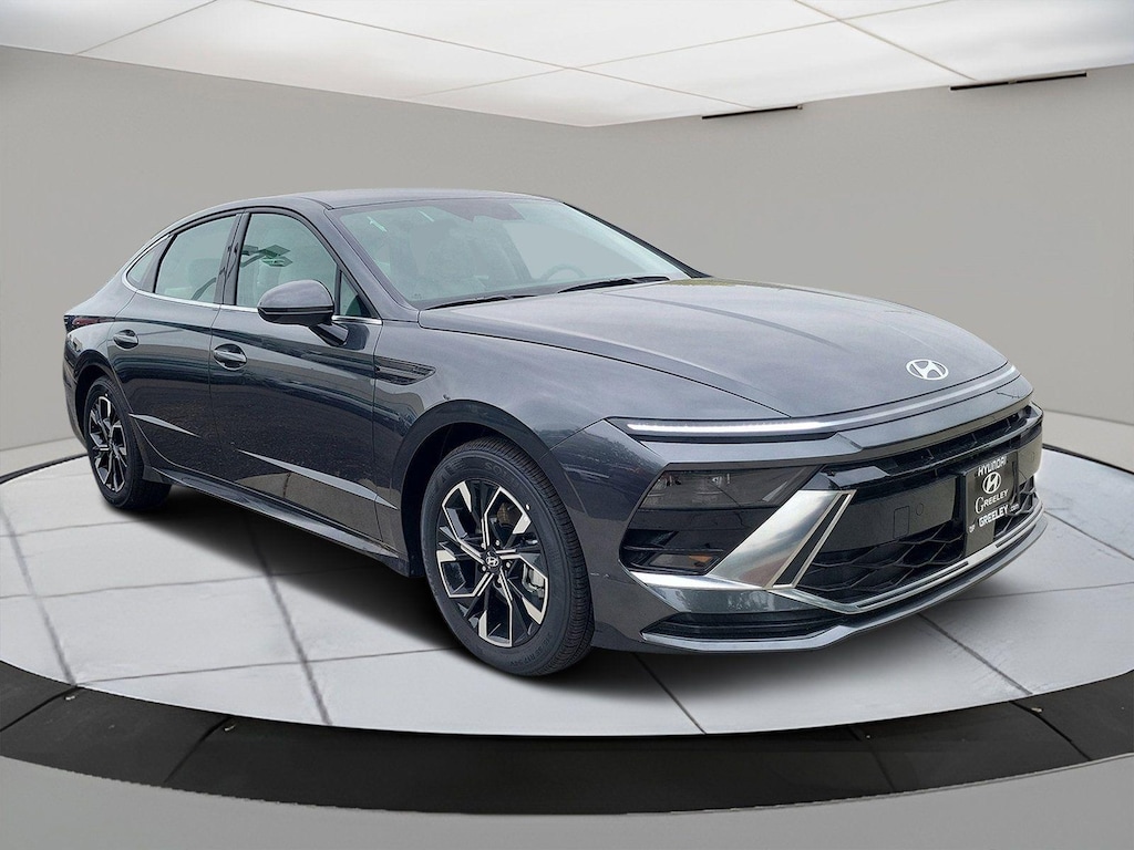 New 2025 Hyundai Sonata SEL Sedan
