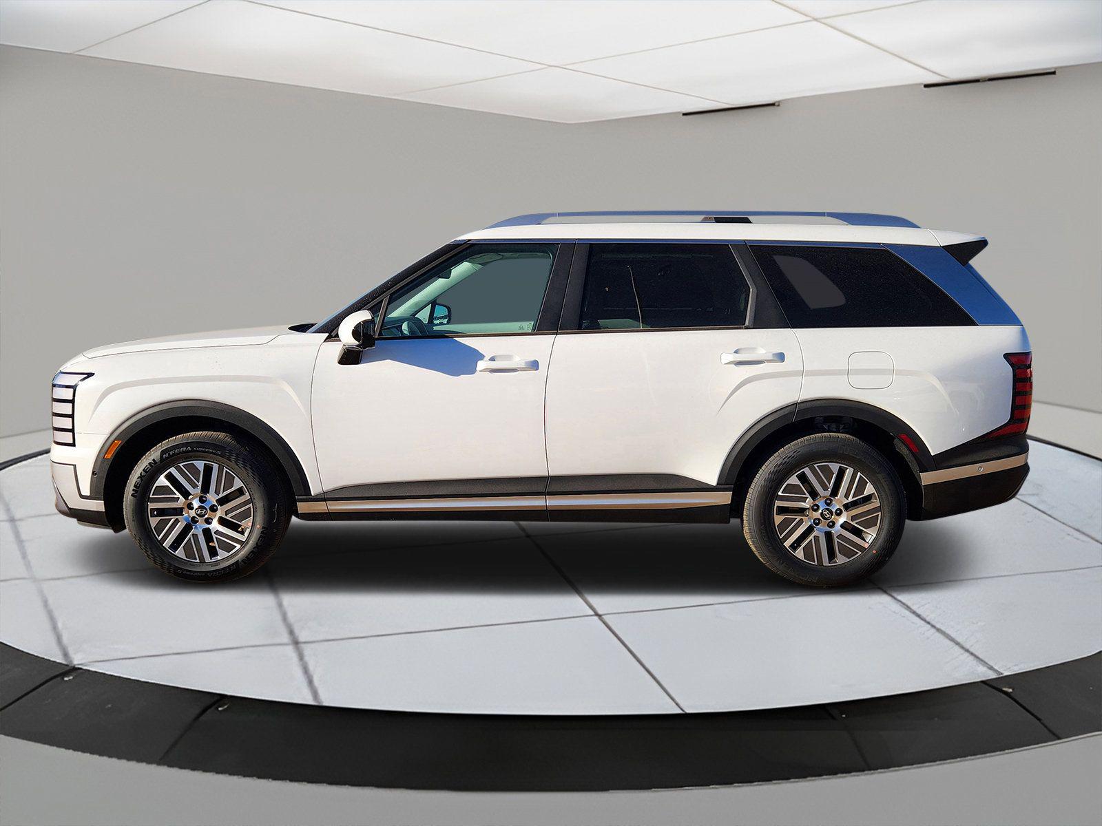 2026 Hyundai Palisade SEL photo 2