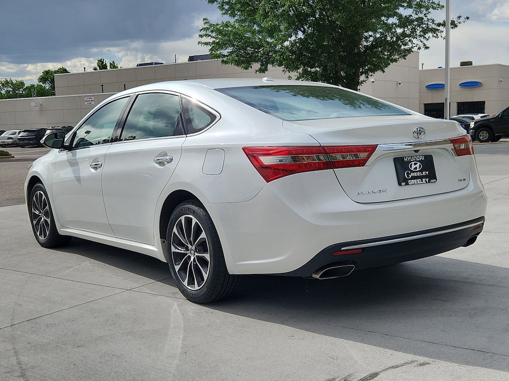 Used 2016 Toyota Avalon XLE Sedan