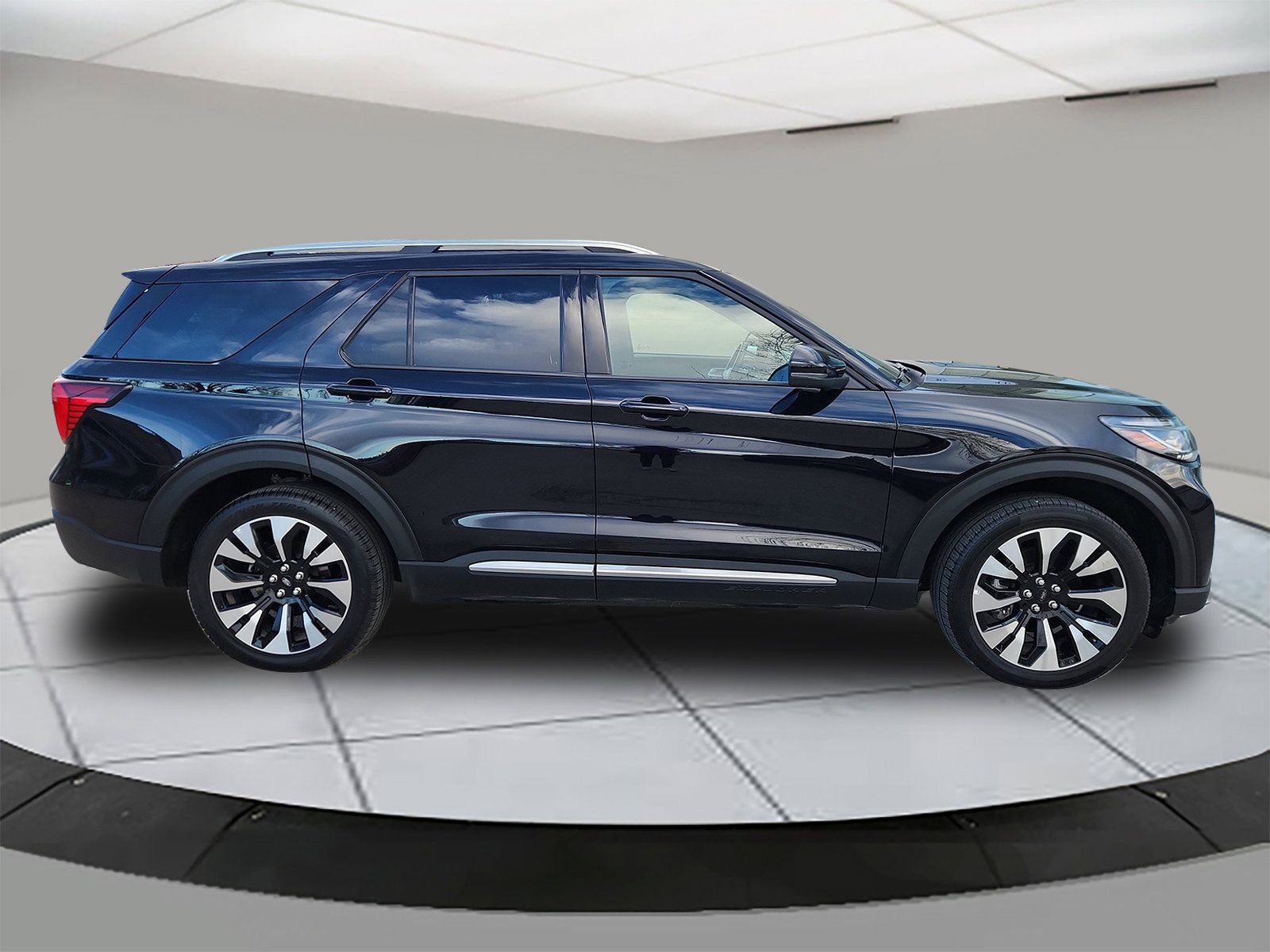 2025 Ford Explorer Platinum - Photo 6