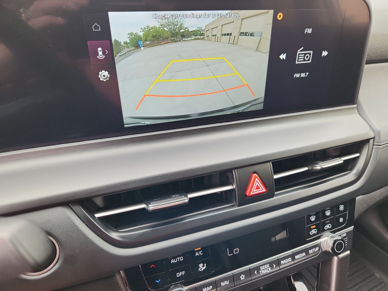2024 Kia Seltos SX - Photo 24