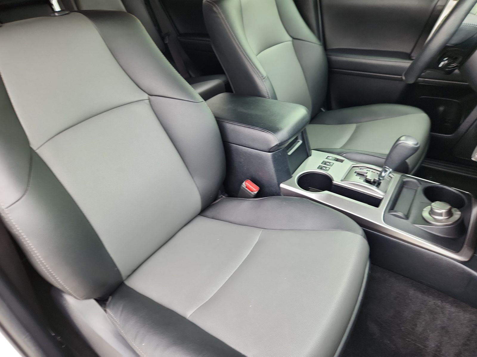2024 Toyota 4Runner SR5 Premium - Photo 14