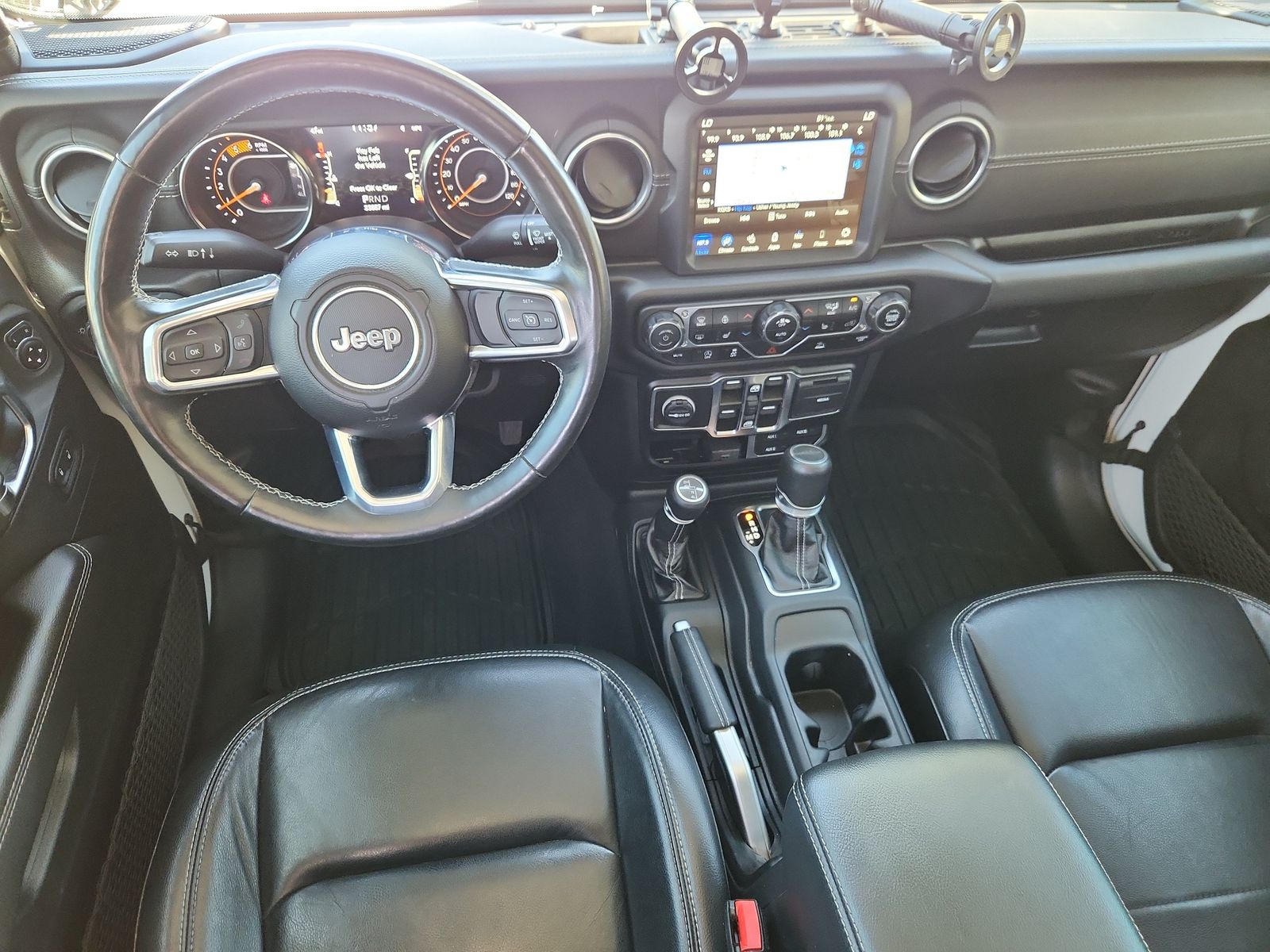 2022 Jeep Gladiator Overland - Photo 12