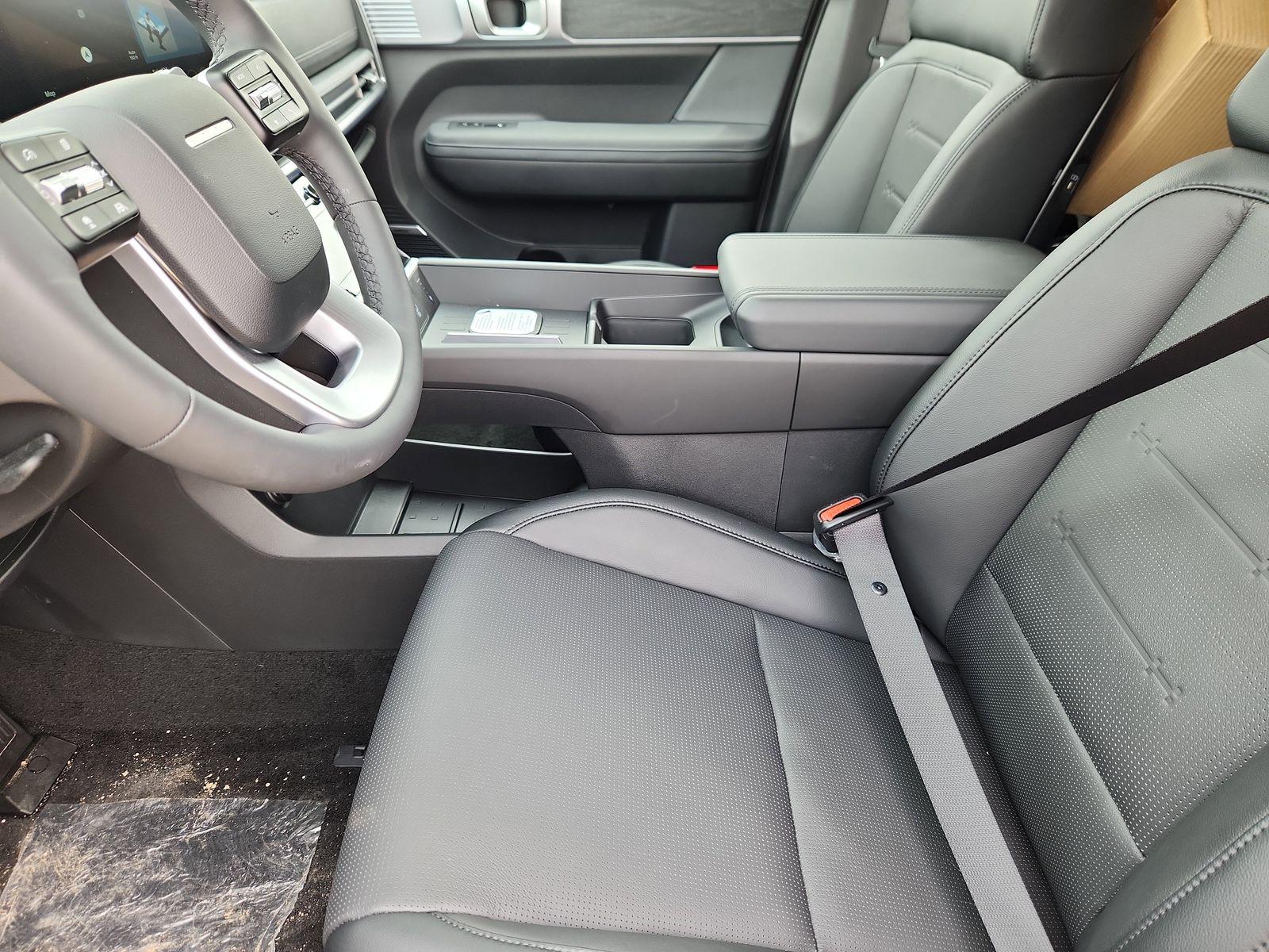 2026 Hyundai Santa Fe Limited - Photo 10