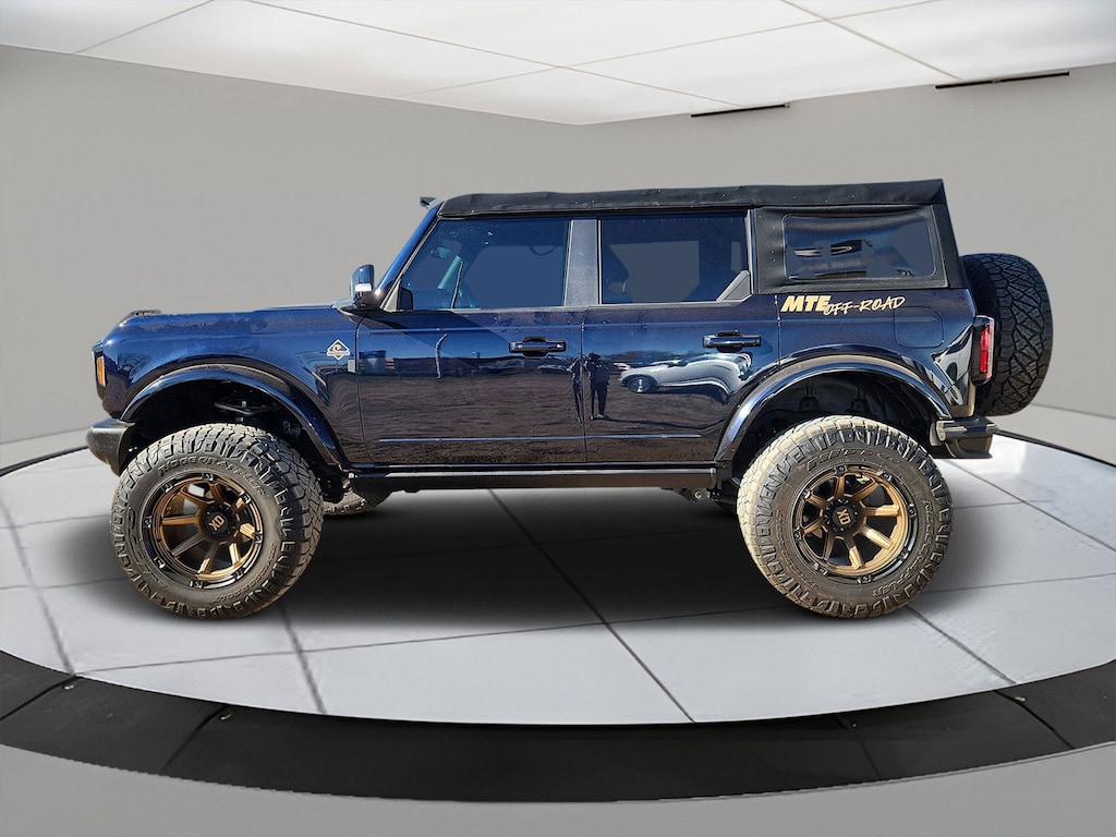 Used 2021 Ford Bronco SUV