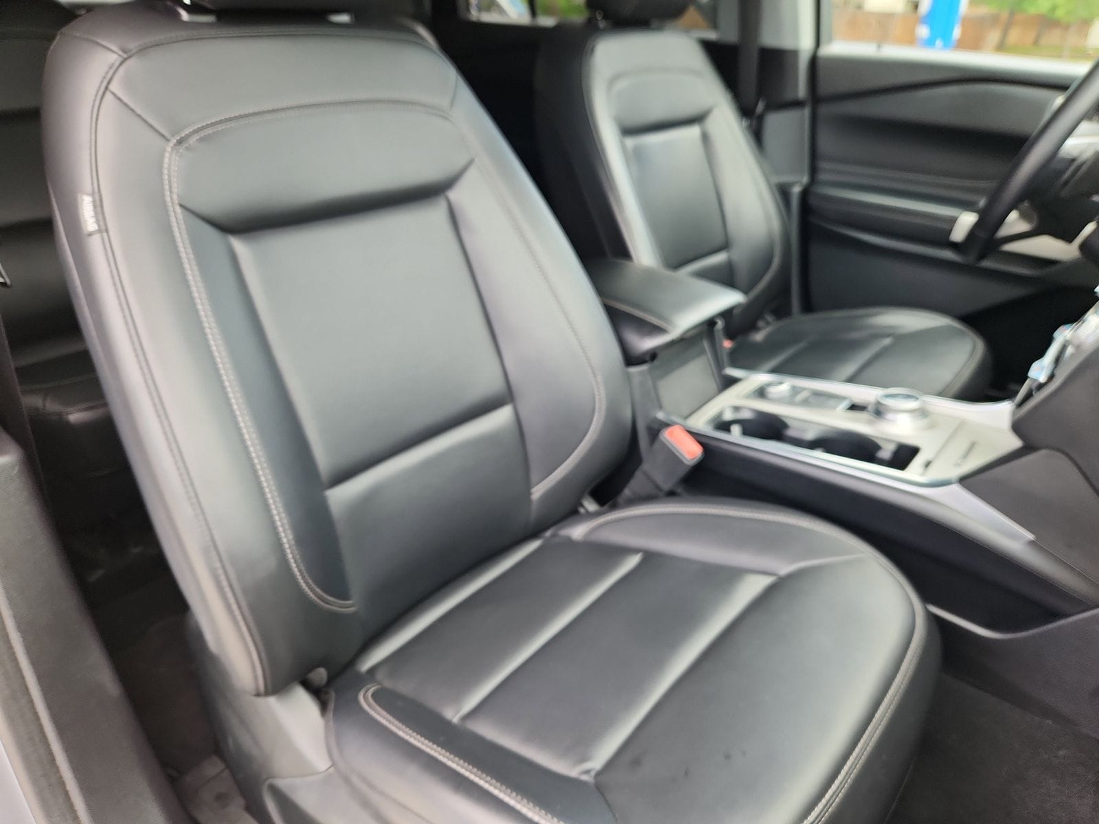 2021 Ford Explorer XLT - Photo 16