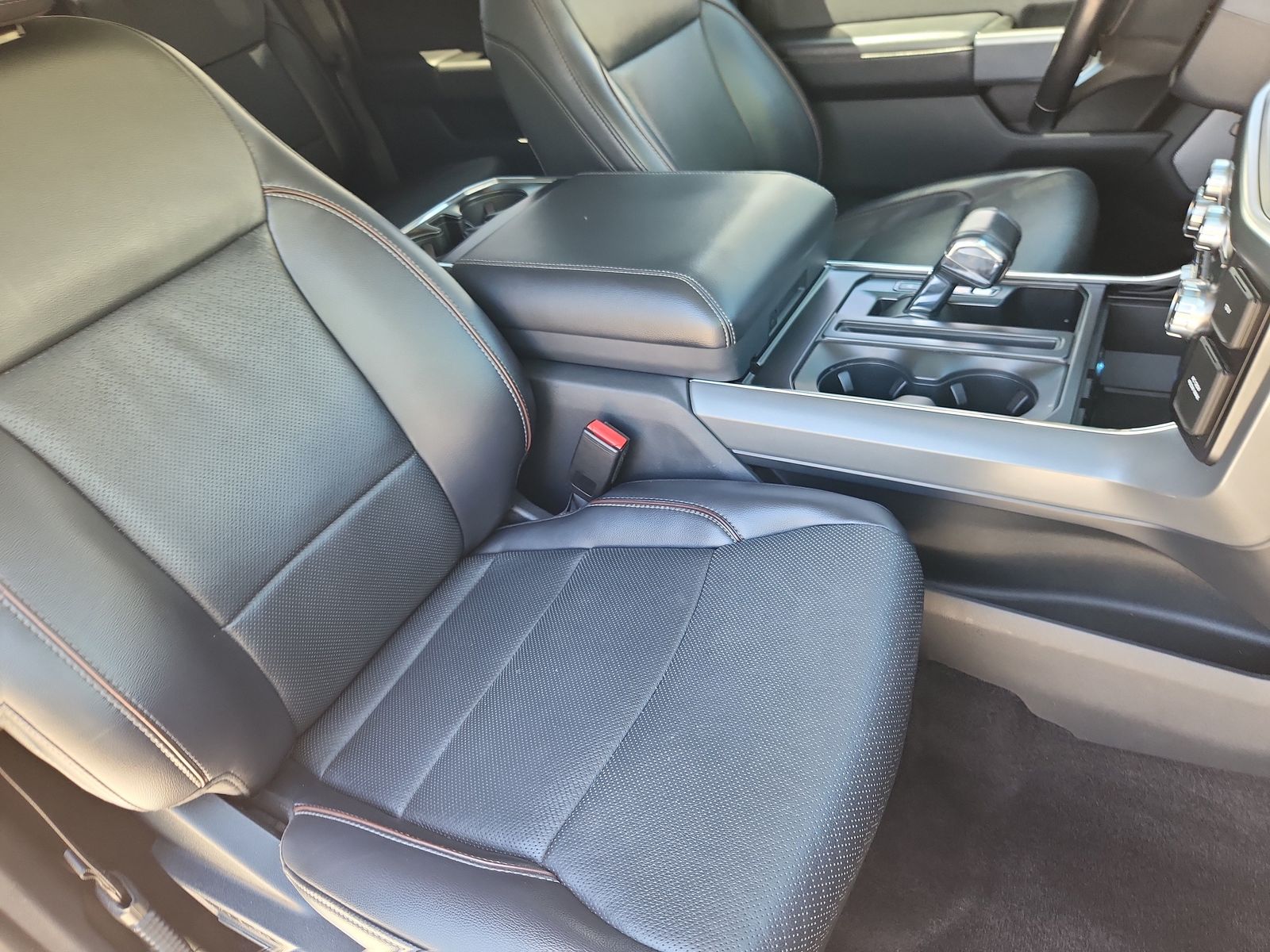 2021 Ford F-150 Lariat - Photo 16