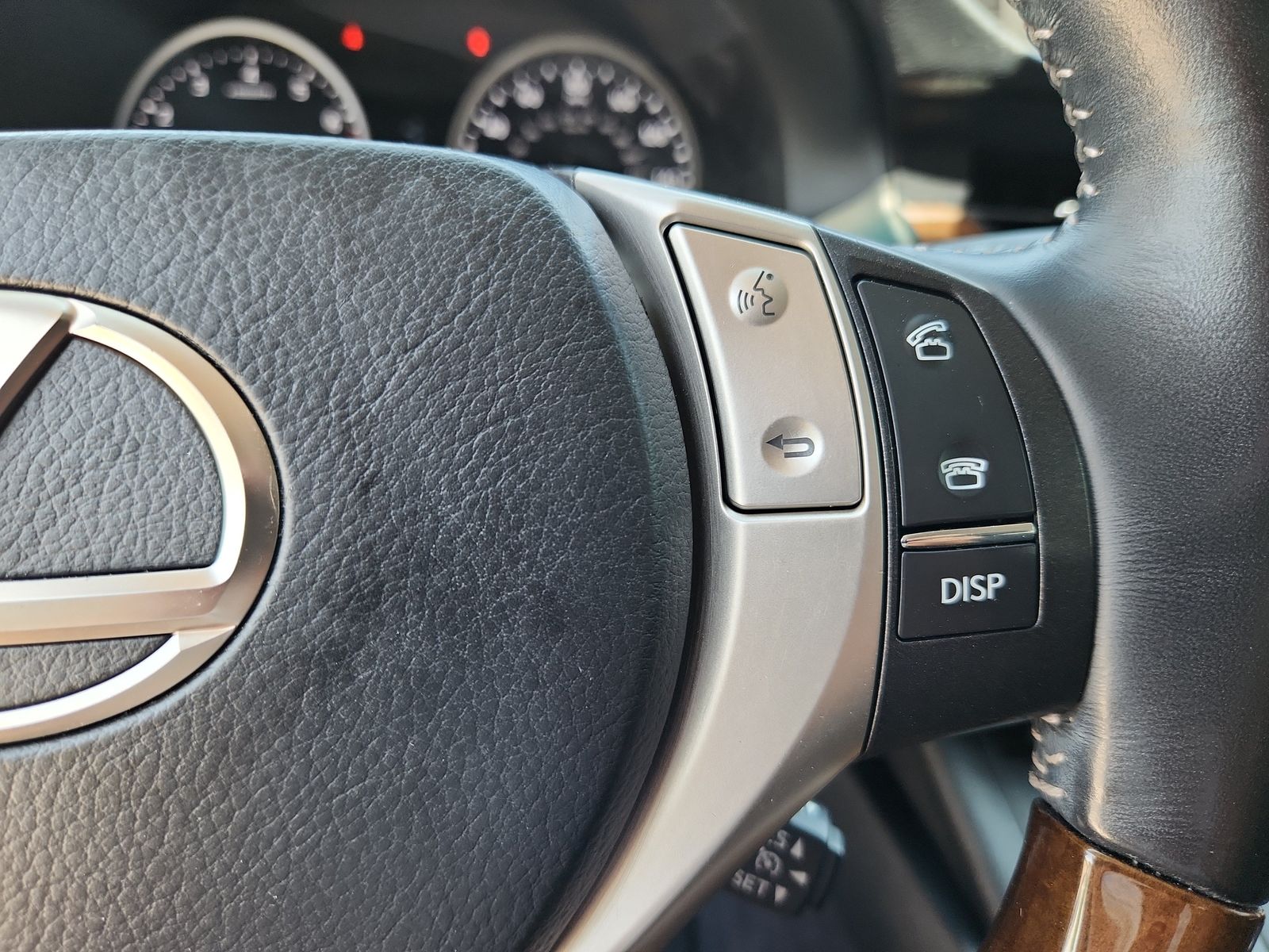 2014 Lexus ES 350 - Photo 20