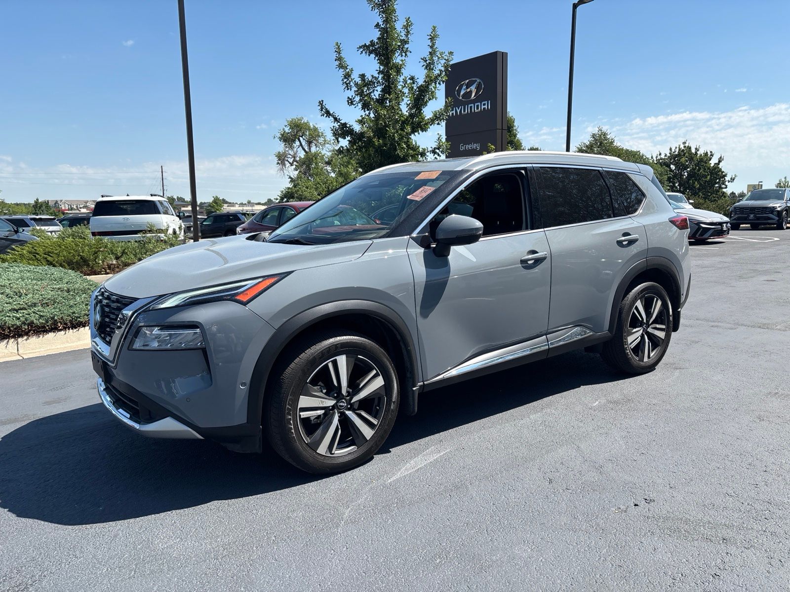 2023 Nissan Rogue Platinum - Photo 3