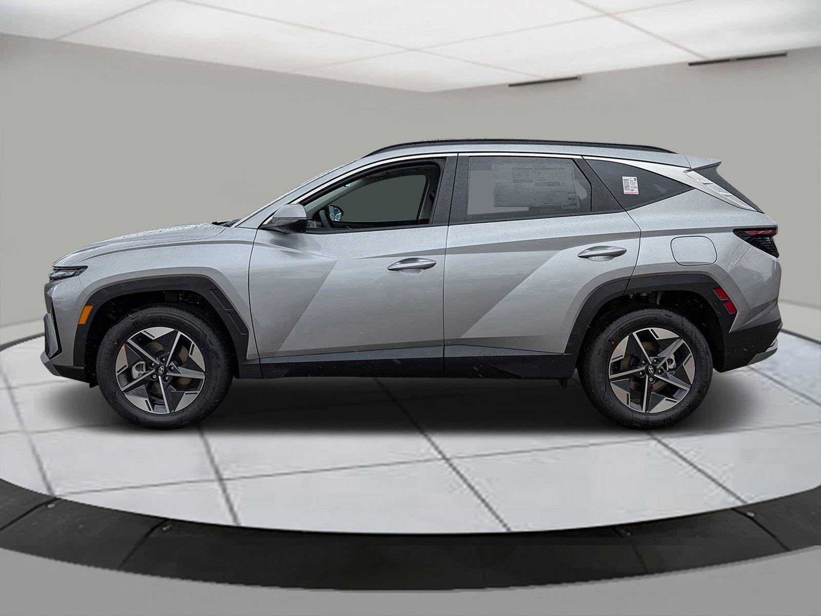 2025 Hyundai Tucson Hybrid SEL Convenience photo 2