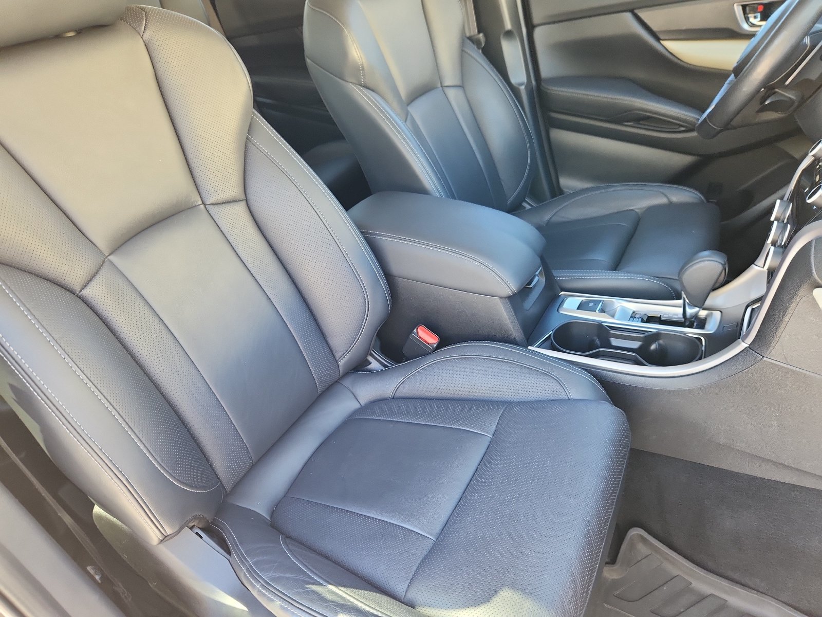 2022 Subaru Ascent Limited - Photo 14
