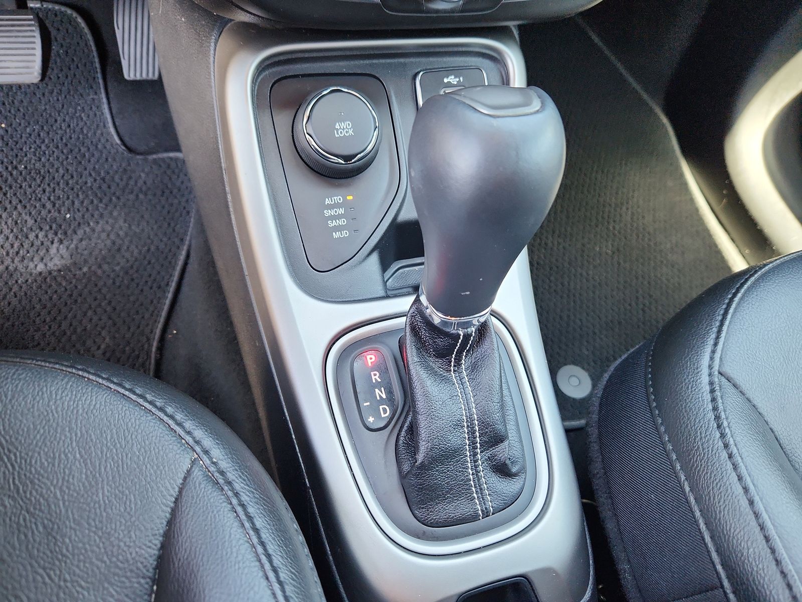 2021 Jeep Compass 80th Spec. Edition - Photo 21
