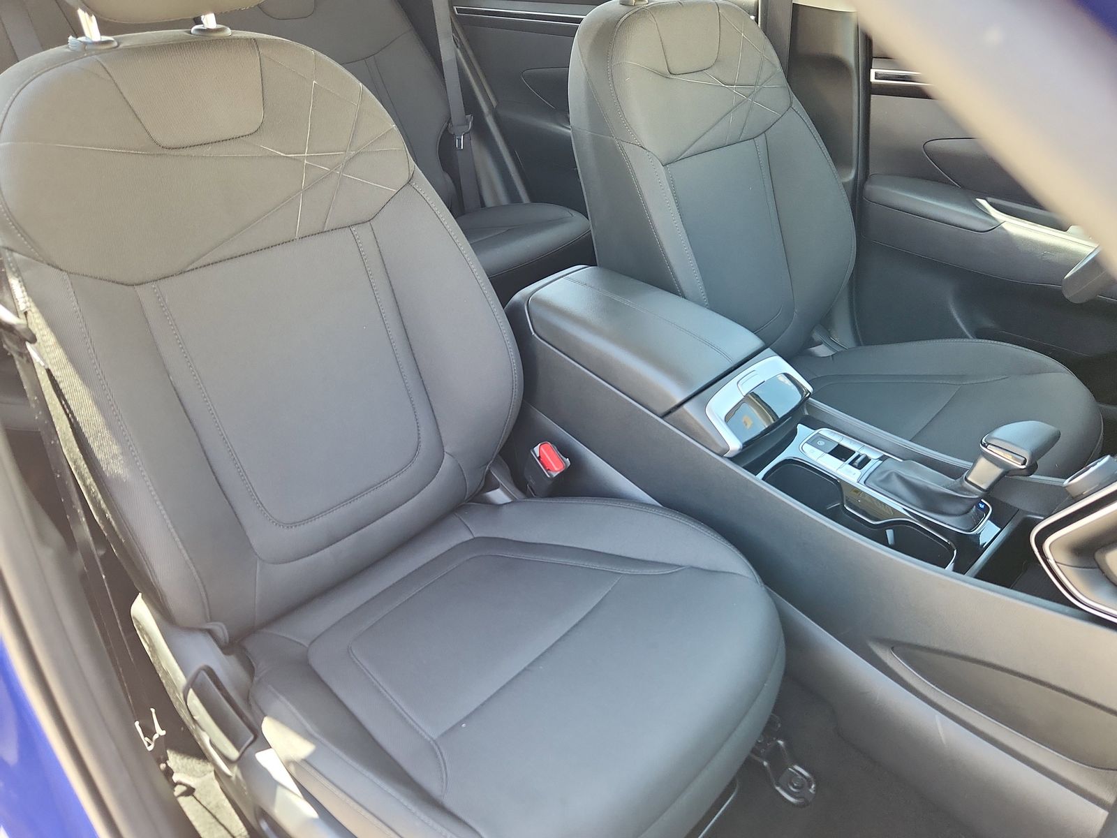 2023 Hyundai Tucson SE - Photo 15