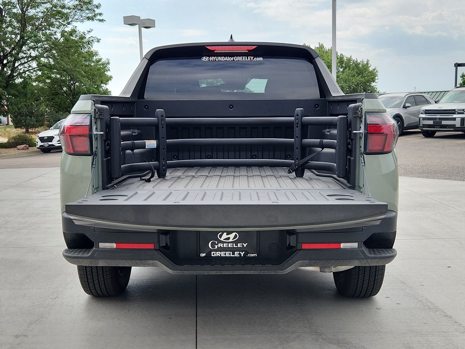 2025 Hyundai Santa Cruz SE - Photo 13