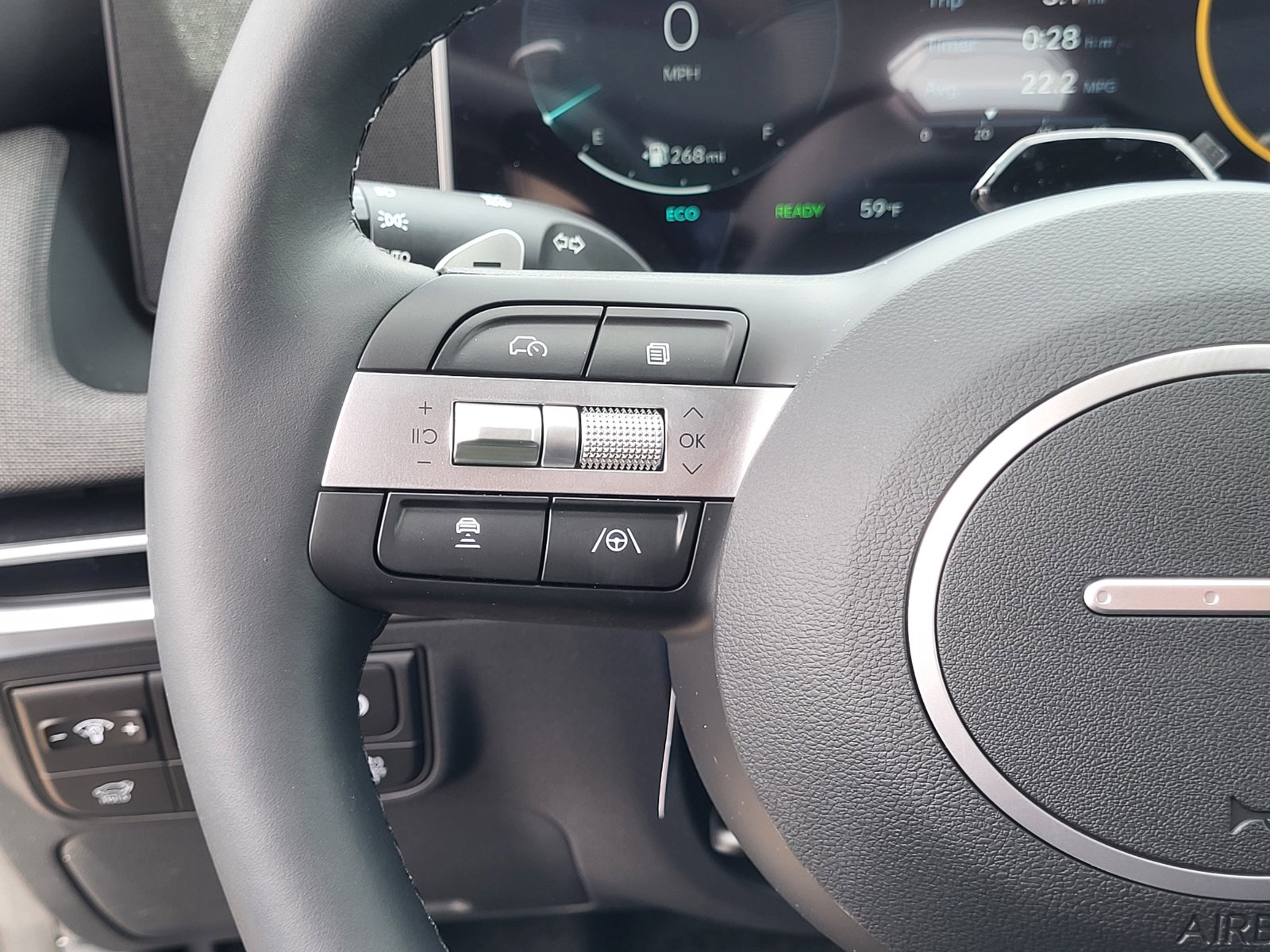 2026 Hyundai Tucson Limited - Photo 12