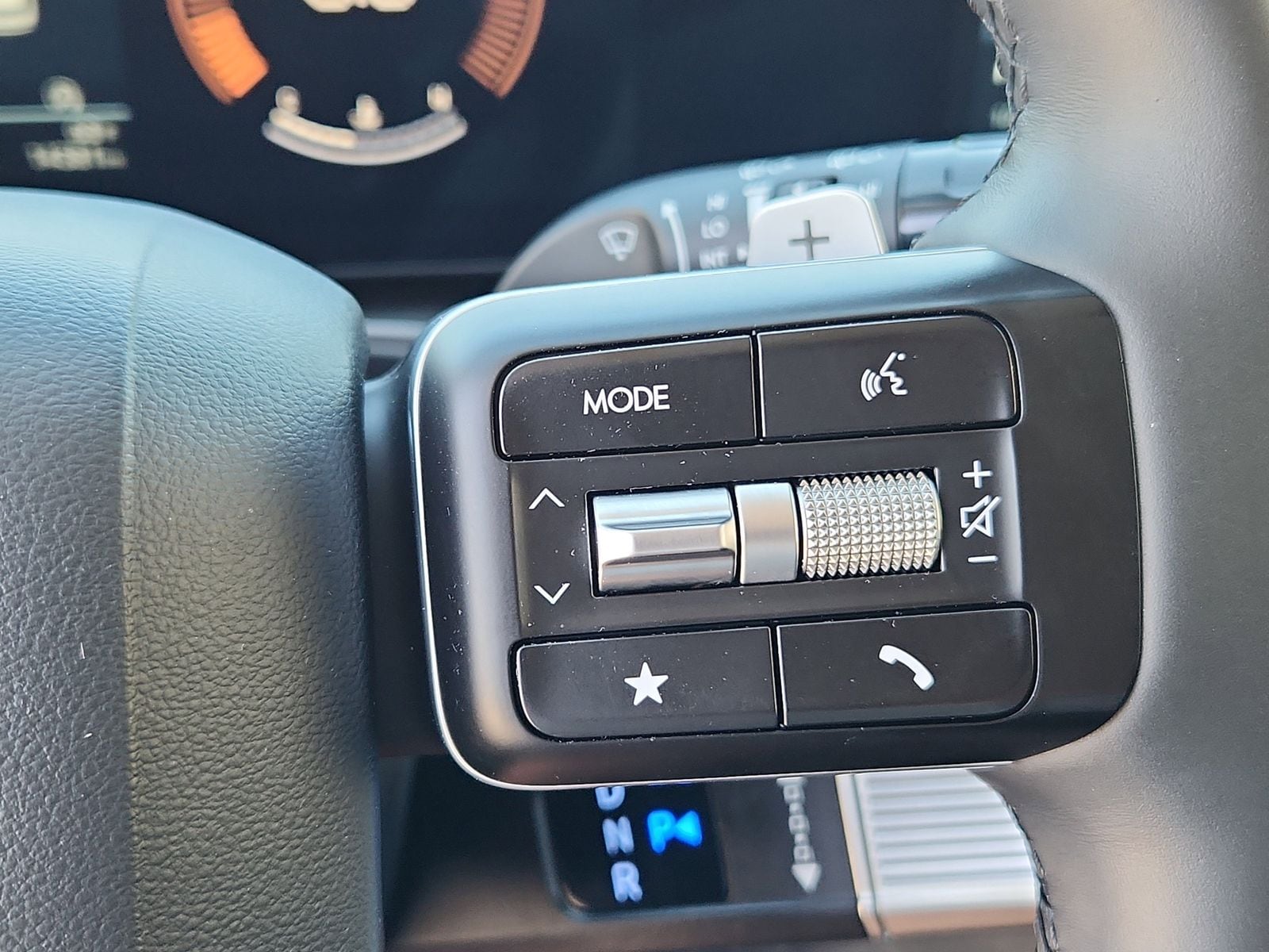 2025 Hyundai Santa Fe SE - Photo 20