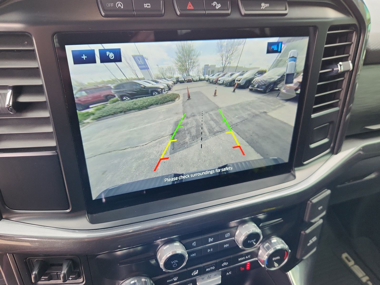 2023 Ford F-150 XLT - Photo 26