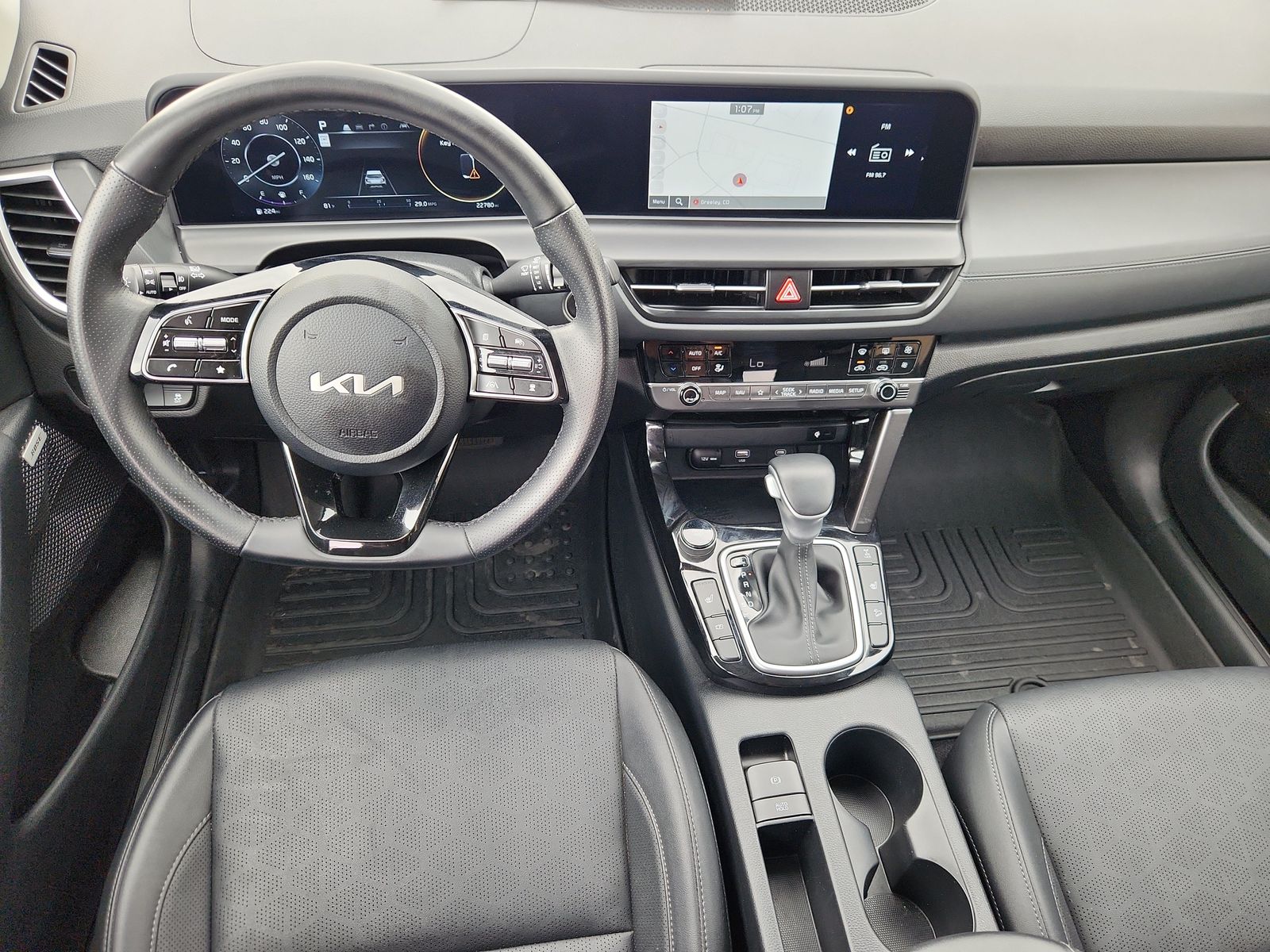 2024 Kia Seltos SX - Photo 12