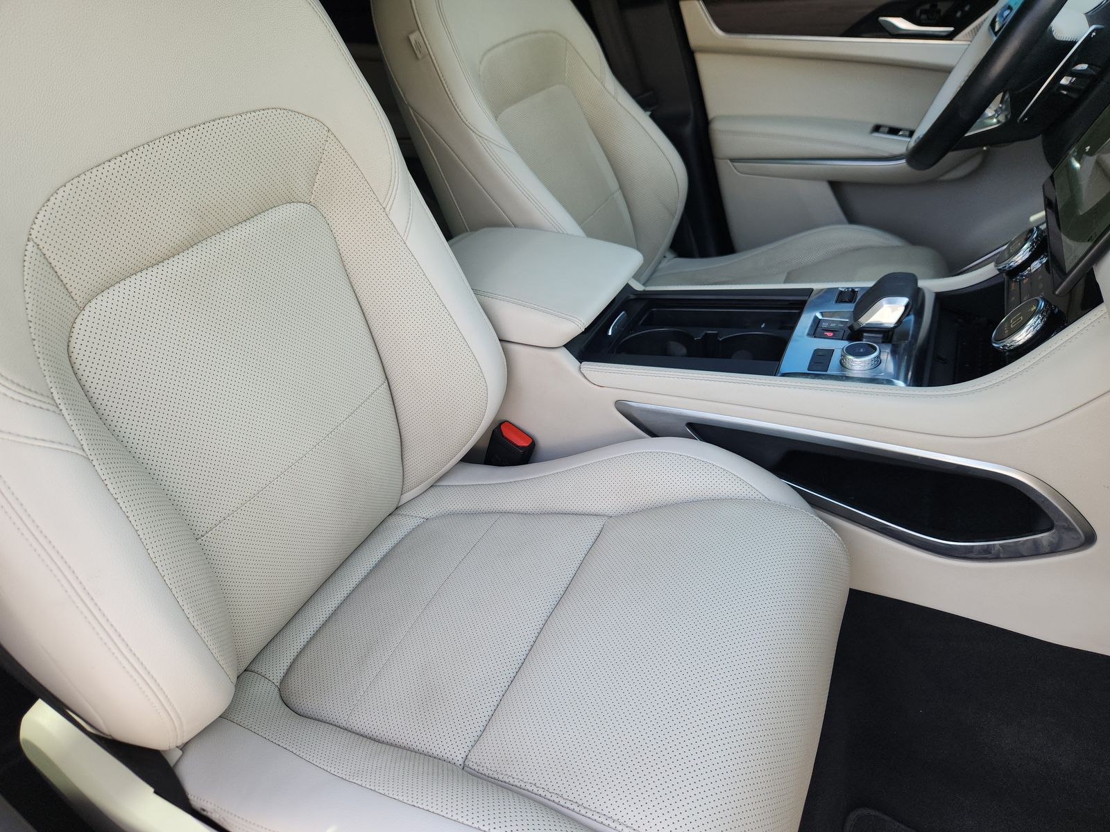 2021 Jaguar F-Pace S - Photo 15