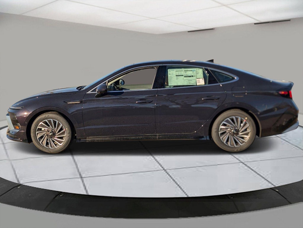 New 2025 Hyundai Sonata Hybrid Limited Sedan