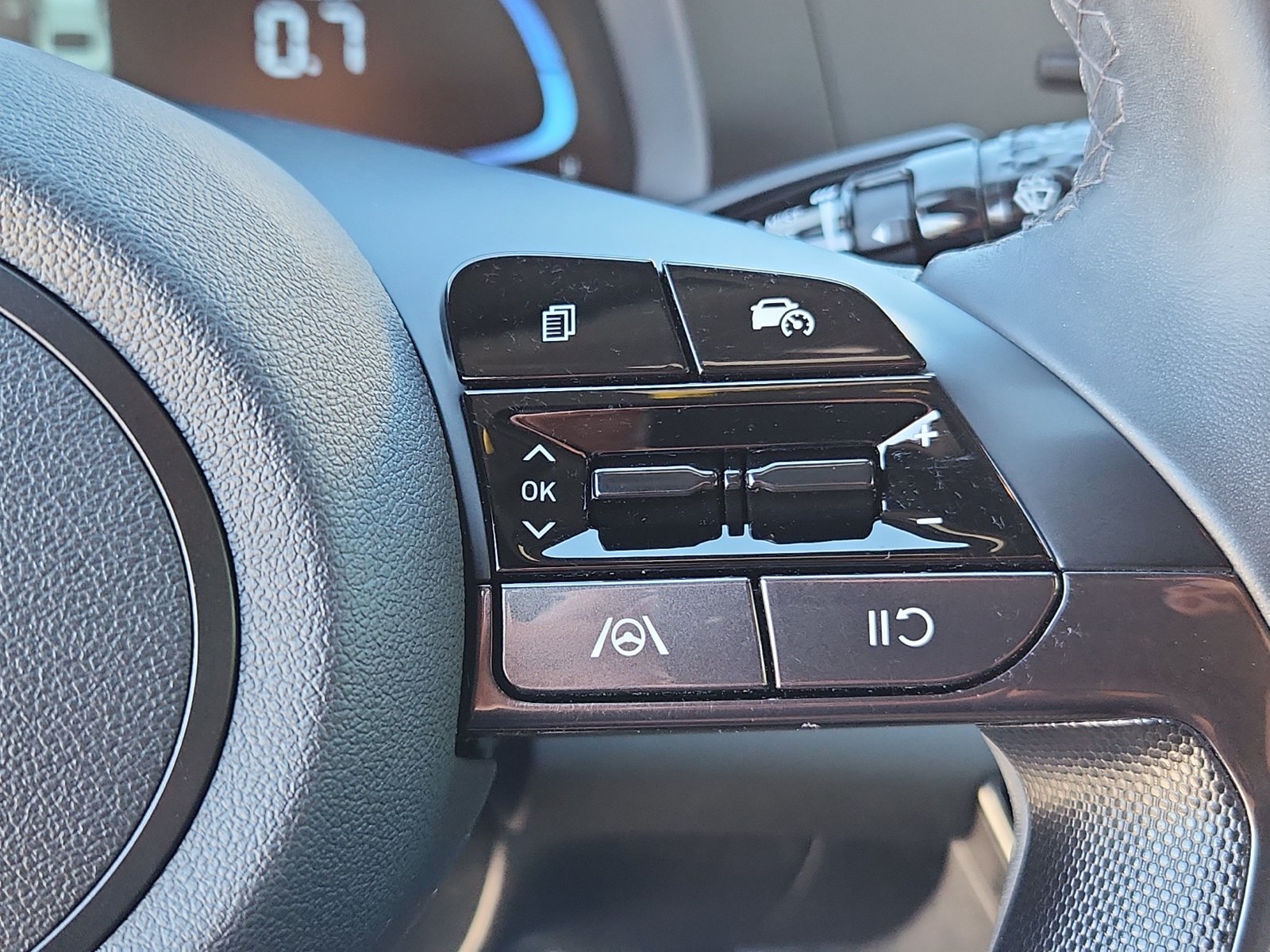 2025 Hyundai Elantra SEL - Photo 20