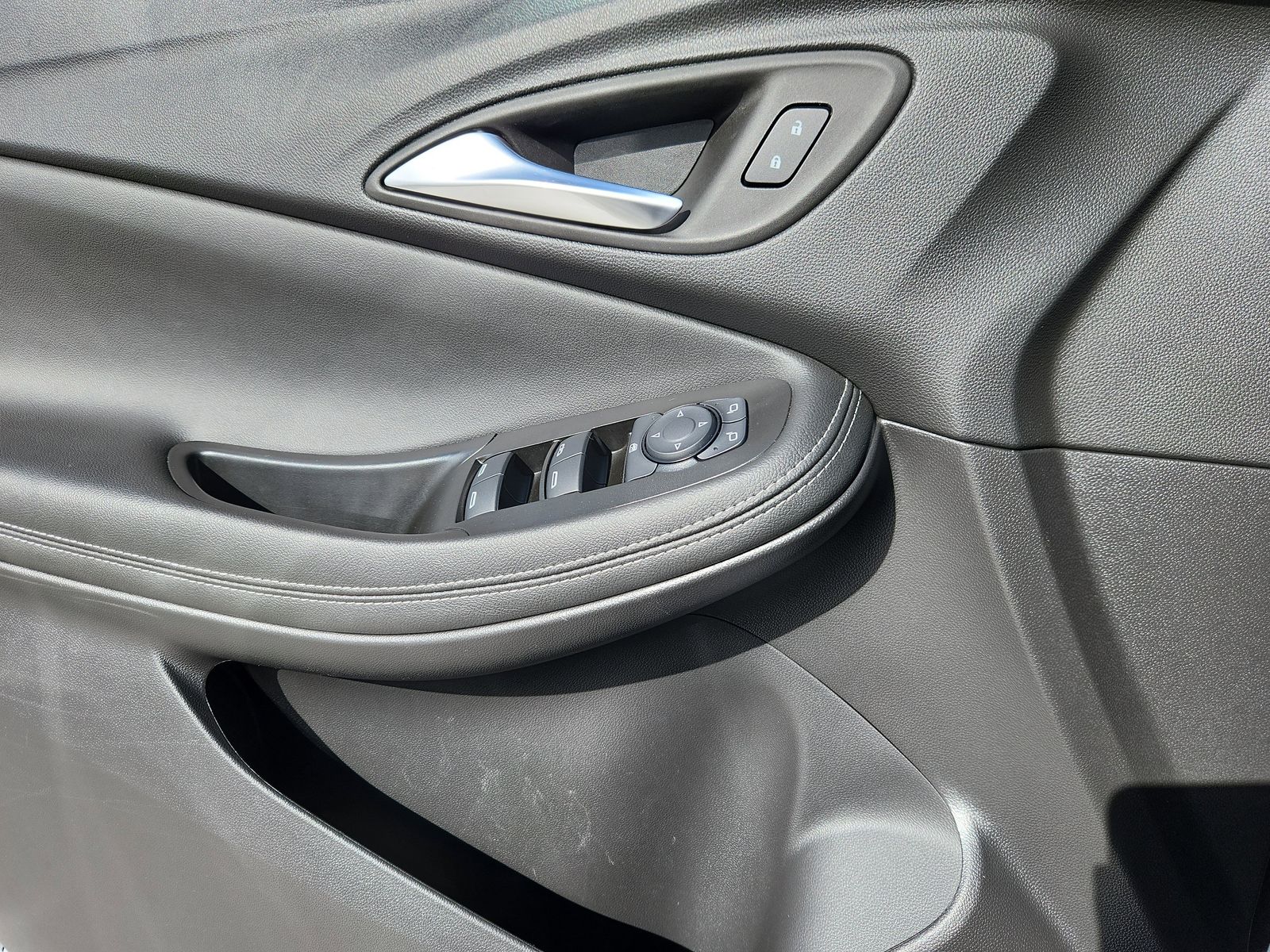 2025 Buick Encore GX Preferred - Photo 9