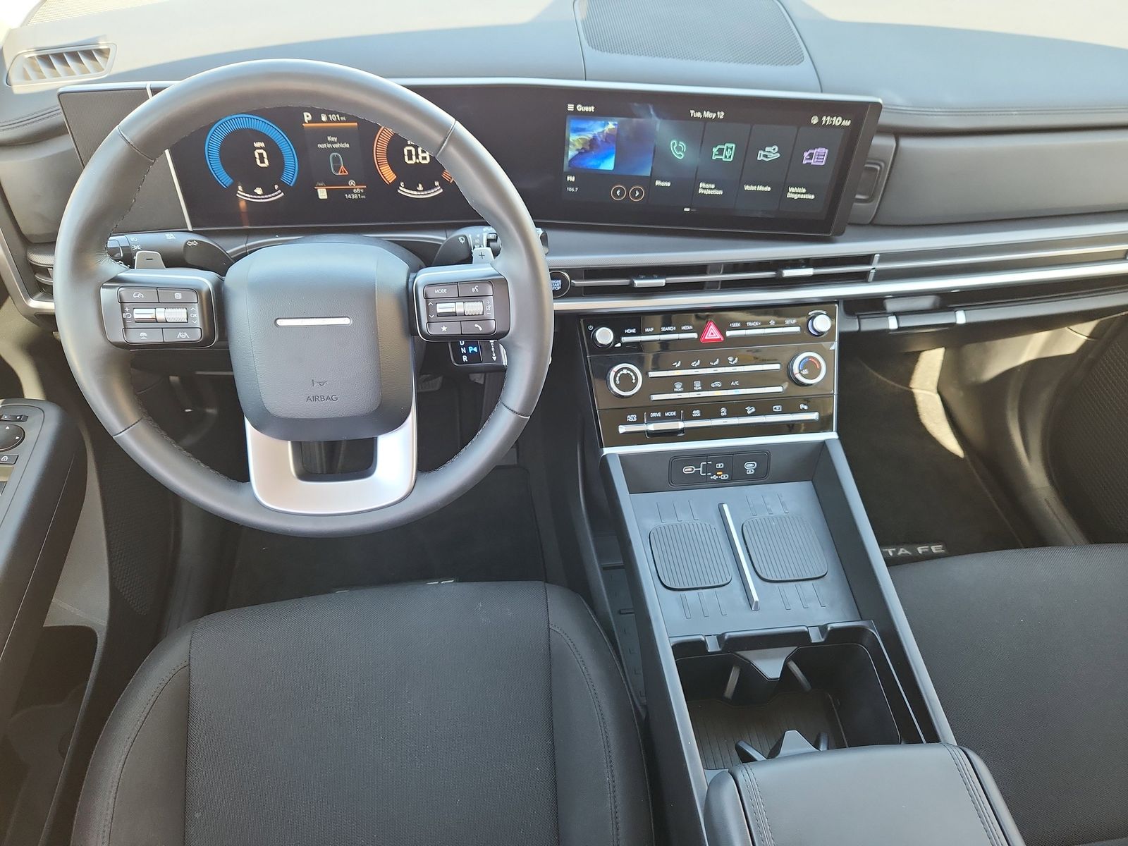 2025 Hyundai Santa Fe SE - Photo 12