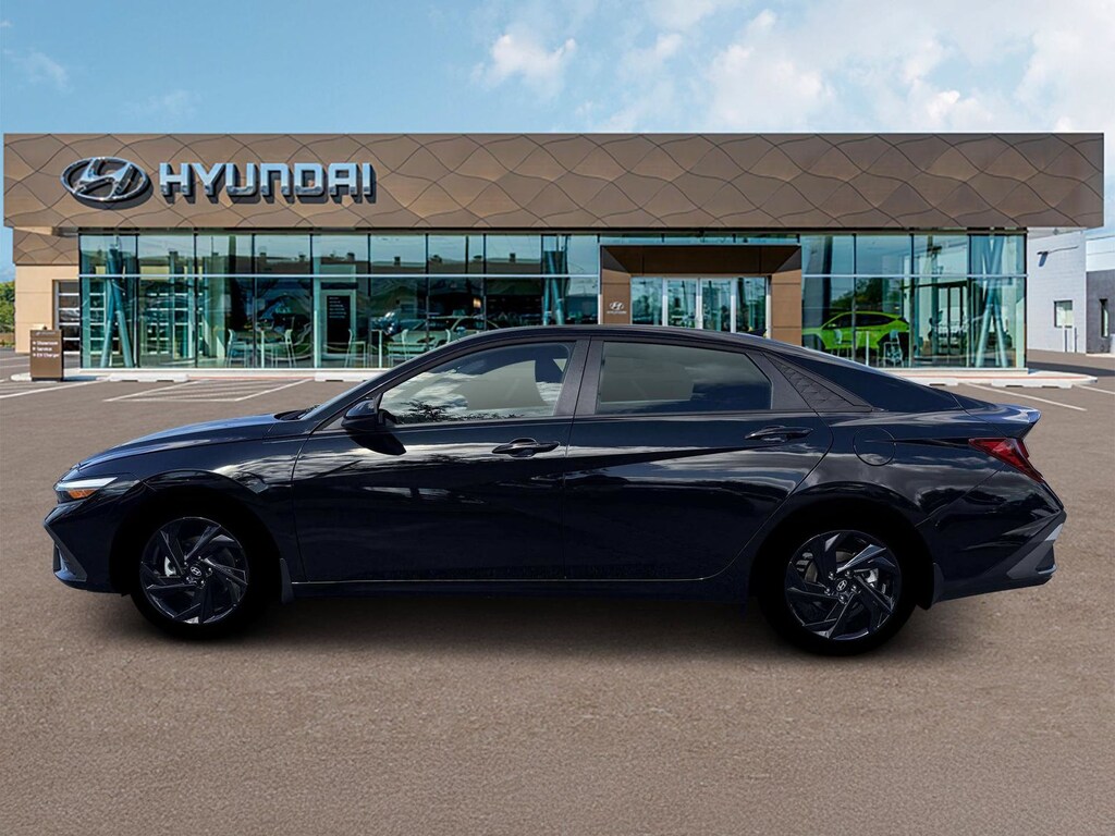 Used 2026 Hyundai Elantra SEL Sport Sedan