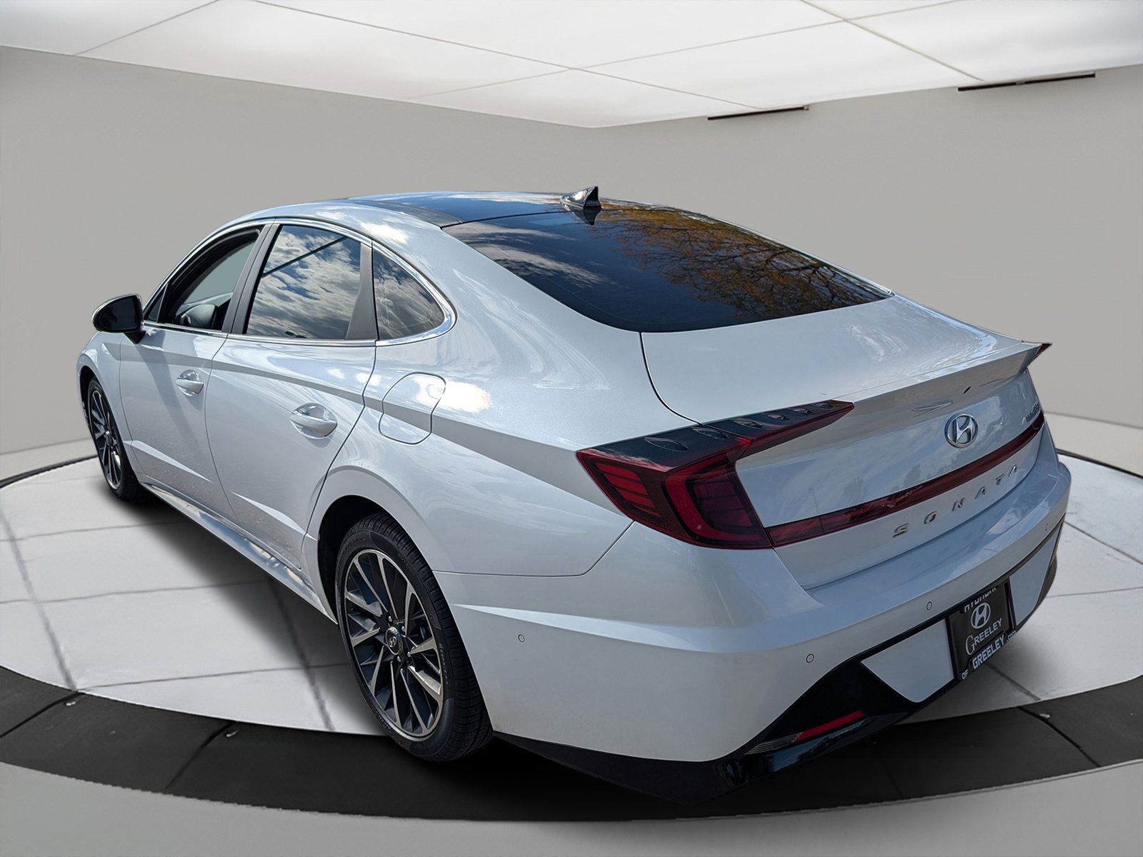 2020 Hyundai Sonata Limited photo 3