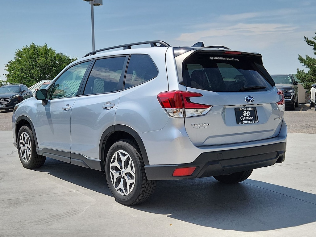Used 2024 Subaru Forester Premium SUV