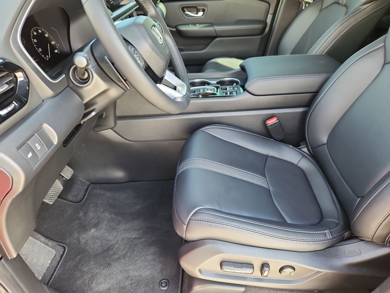 2025 Honda Pilot EX-L - Photo 10
