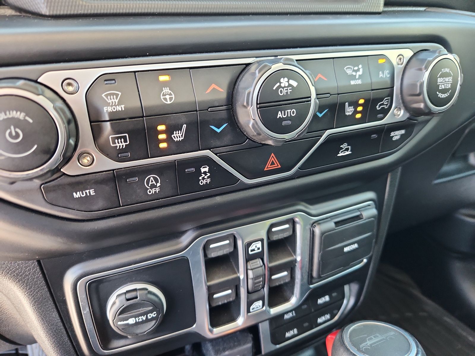 2022 Jeep Gladiator Overland - Photo 22