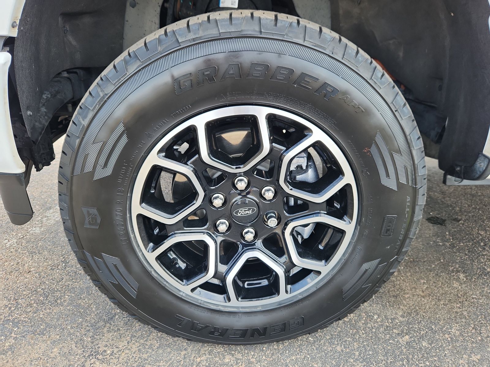 2023 Ford F-150 XLT - Photo 19