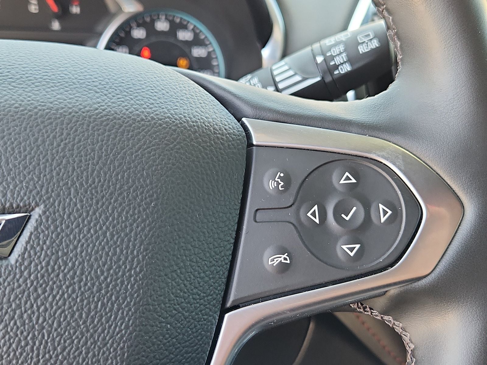 2023 Chevrolet Traverse RS - Photo 22