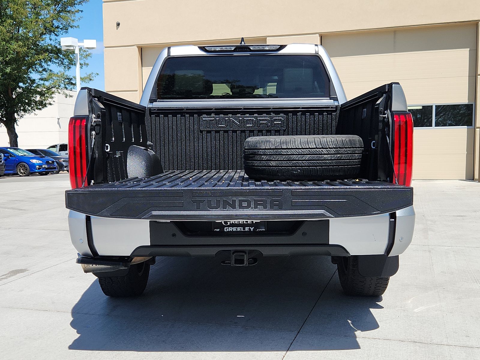 2024 Toyota Tundra Limited - Photo 13