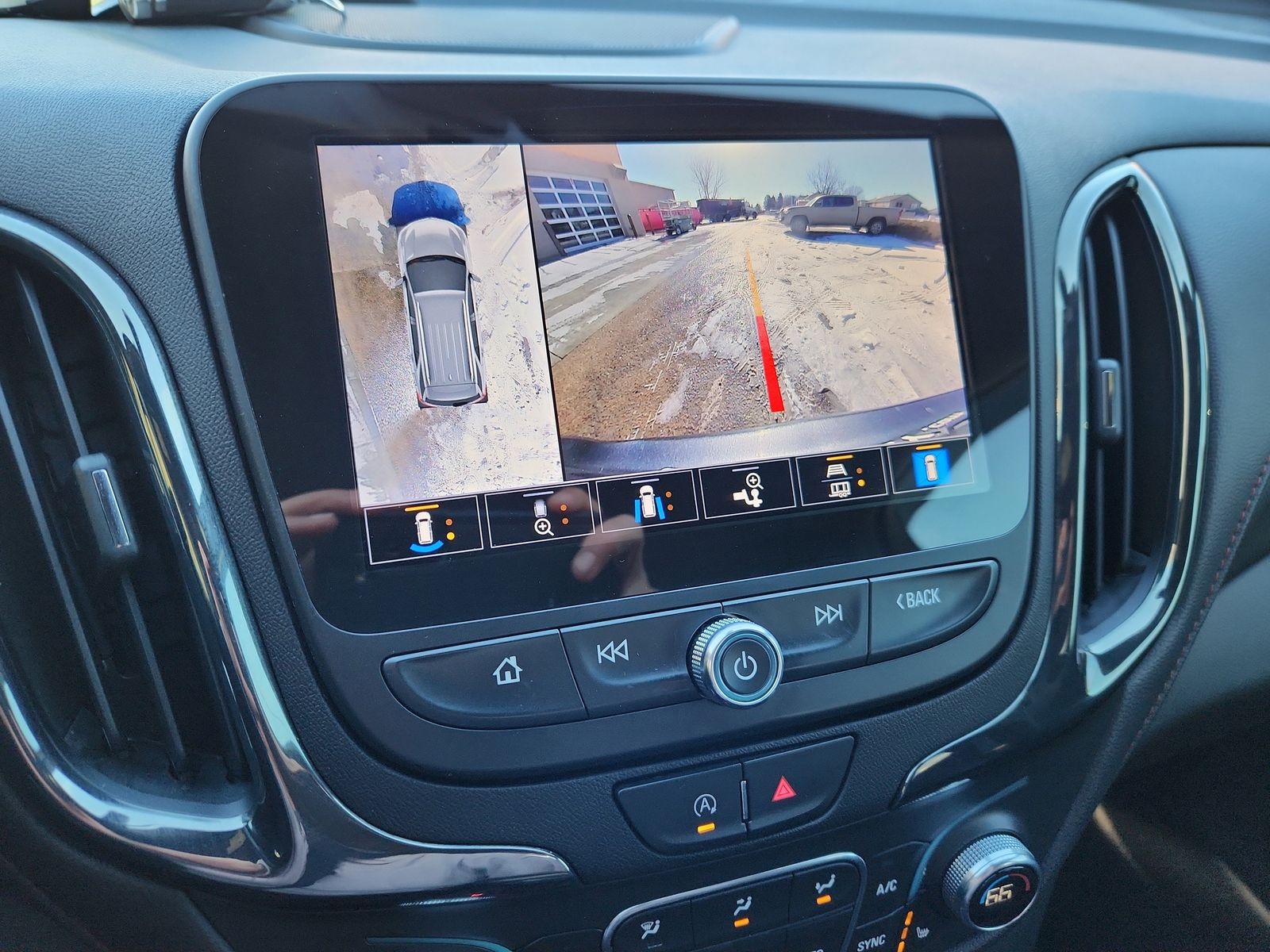 2022 Chevrolet Equinox RS - Photo 26