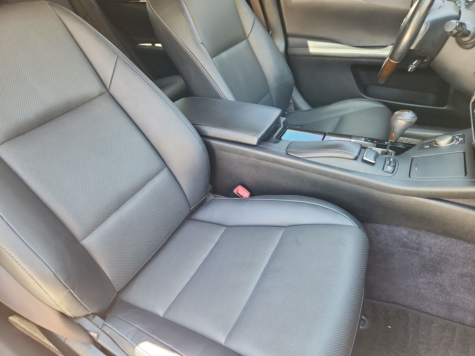 2014 Lexus ES 350 - Photo 15