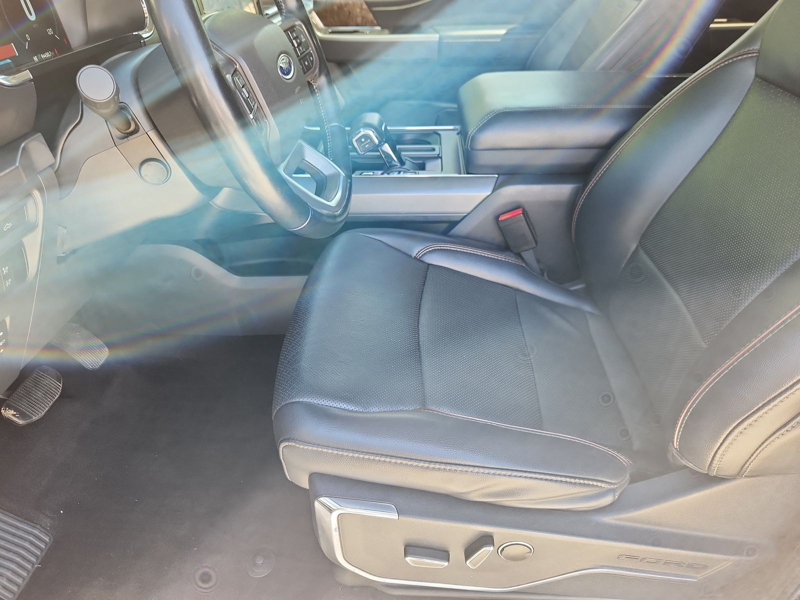 2021 Ford F-150 Lariat - Photo 10