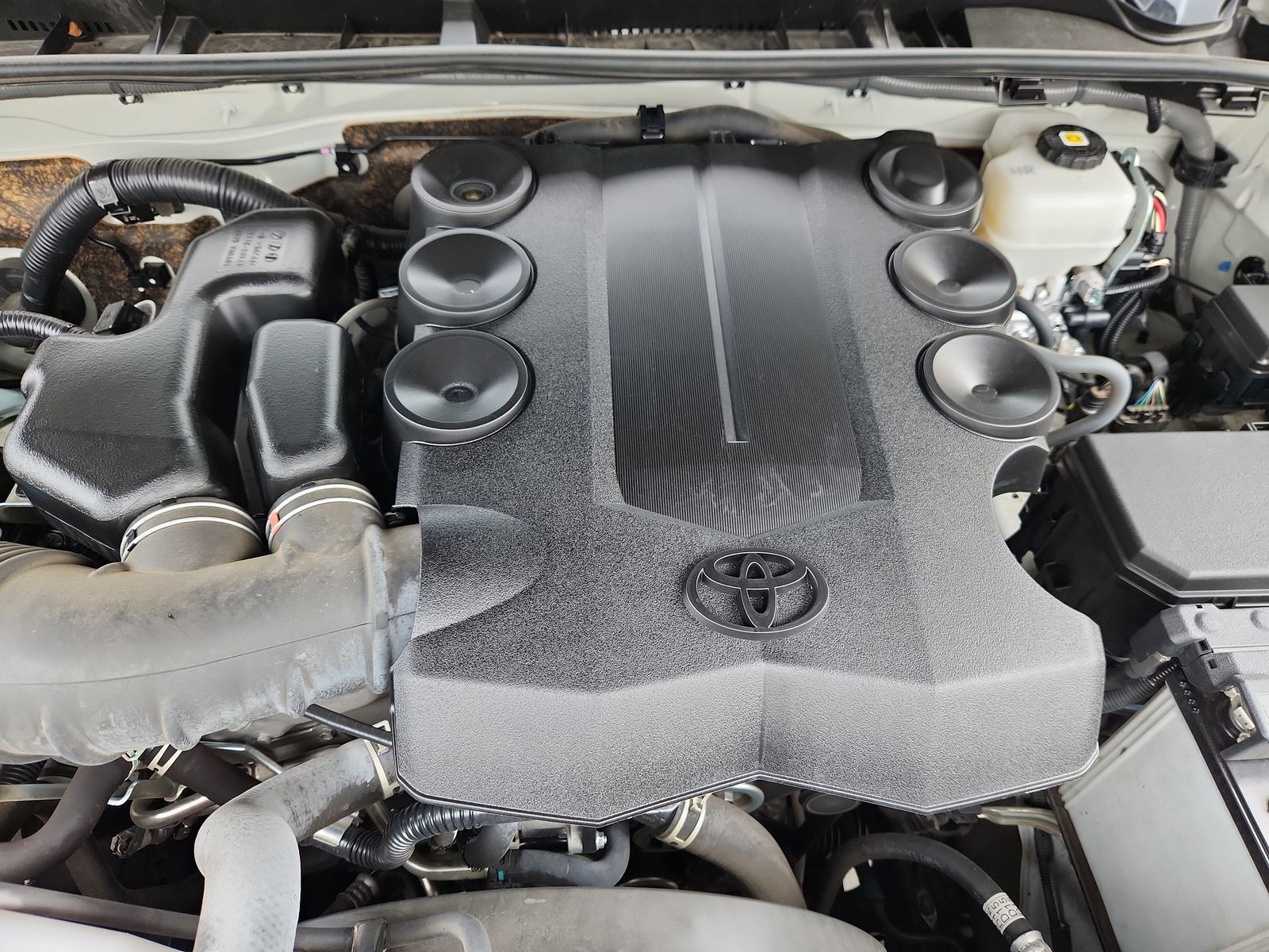 2024 Toyota 4Runner SR5 Premium - Photo 16