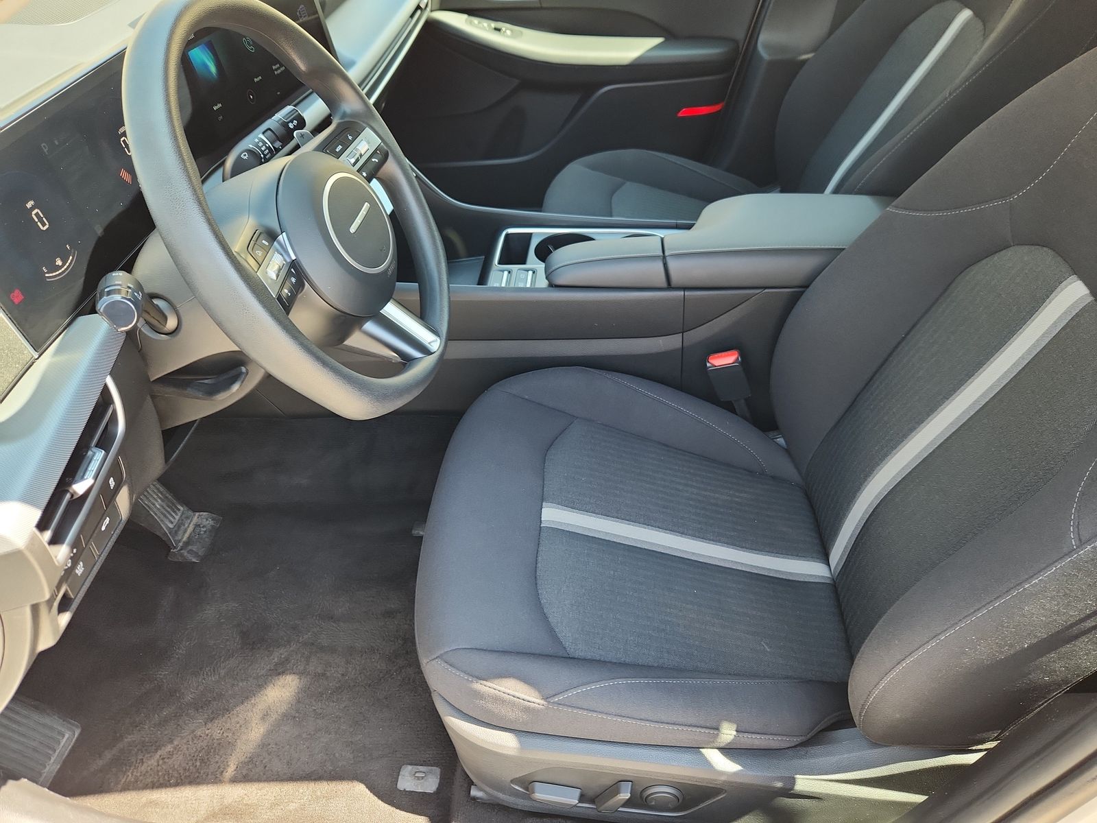 2025 Hyundai Sonata SEL - Photo 10