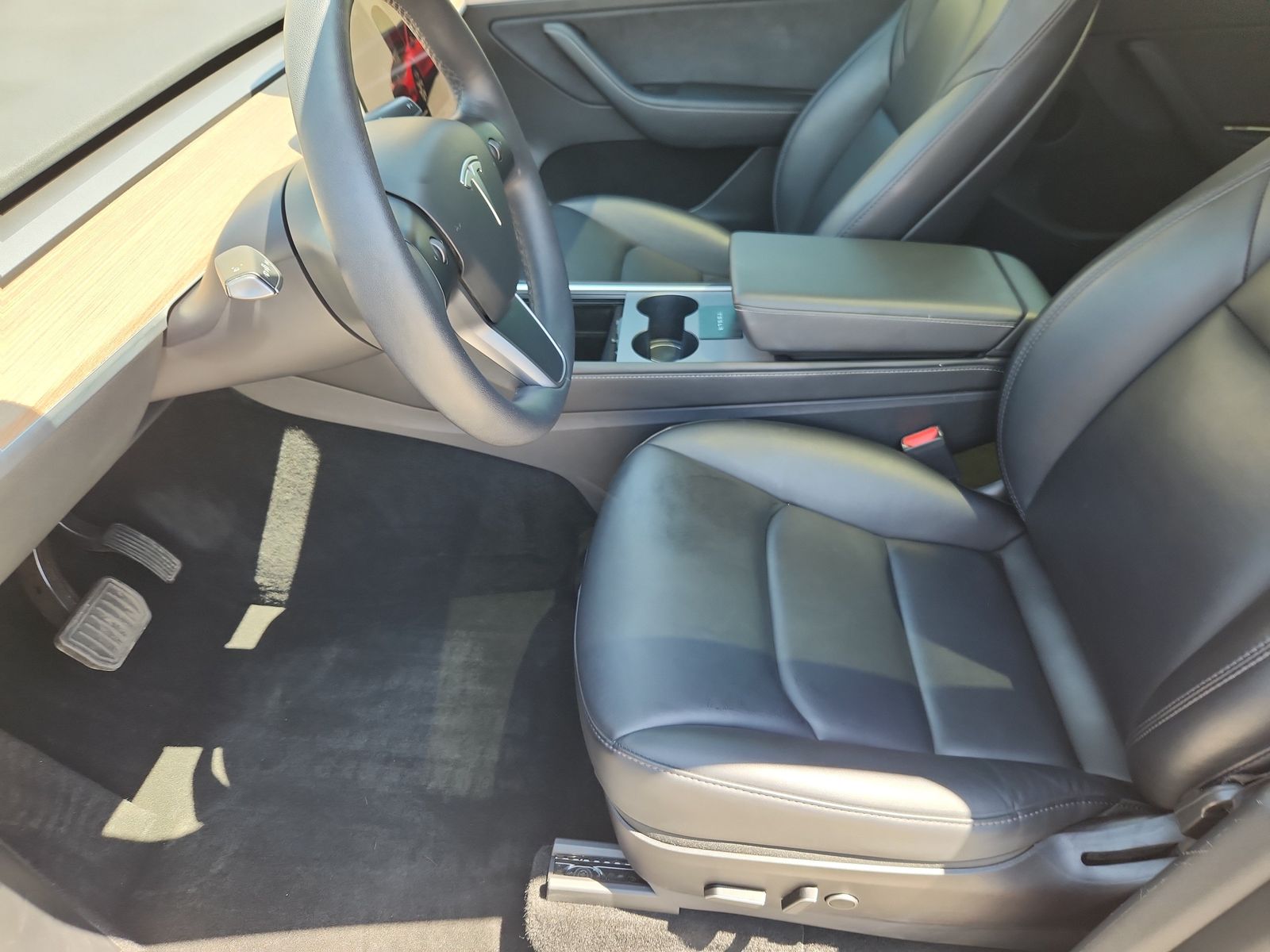 2023 Tesla Model Y Long Range - Photo 10